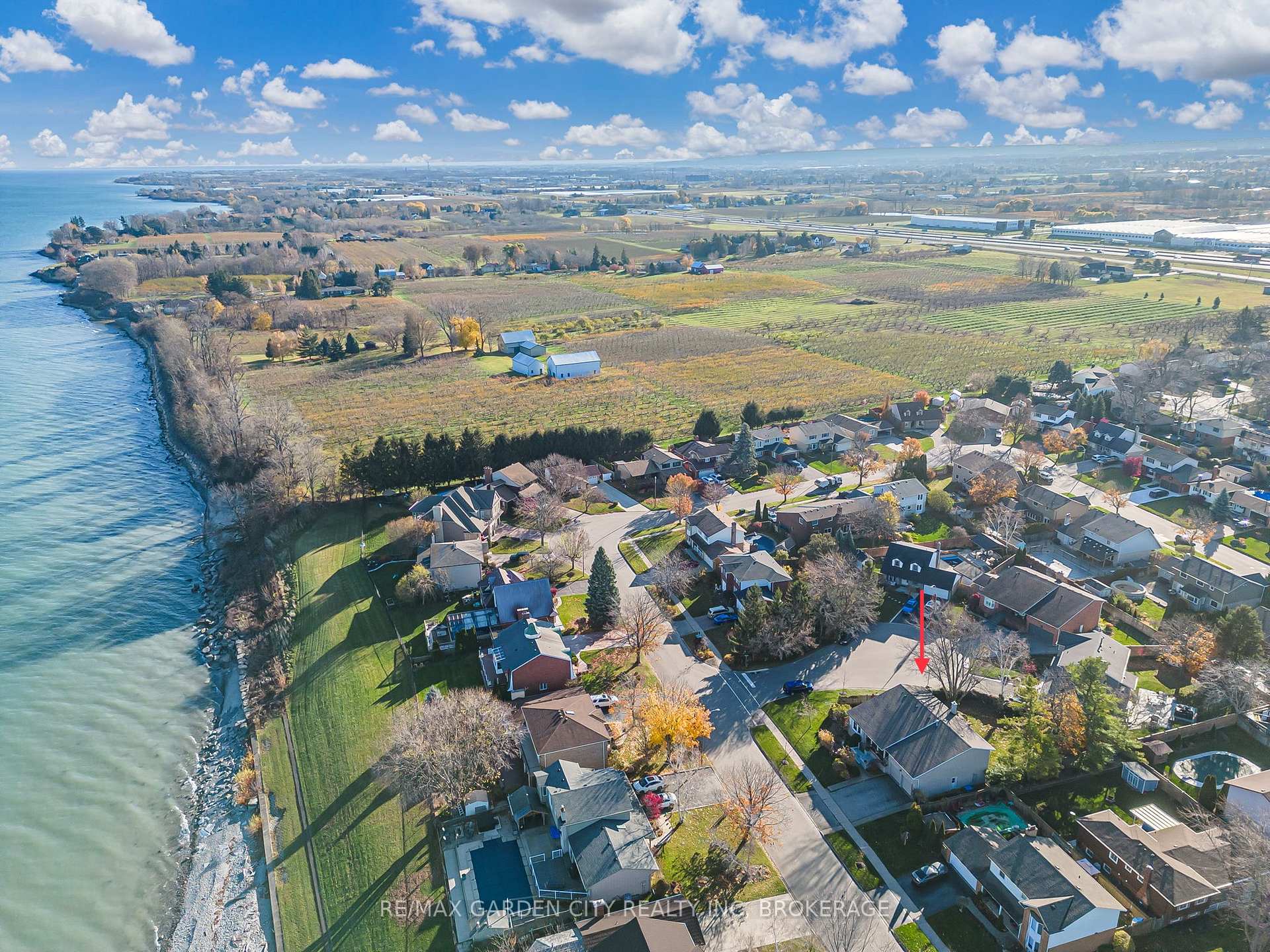 Photo 35 of 22 Cheval Drive, Grimsby, Grimsby Beach — HOMEH