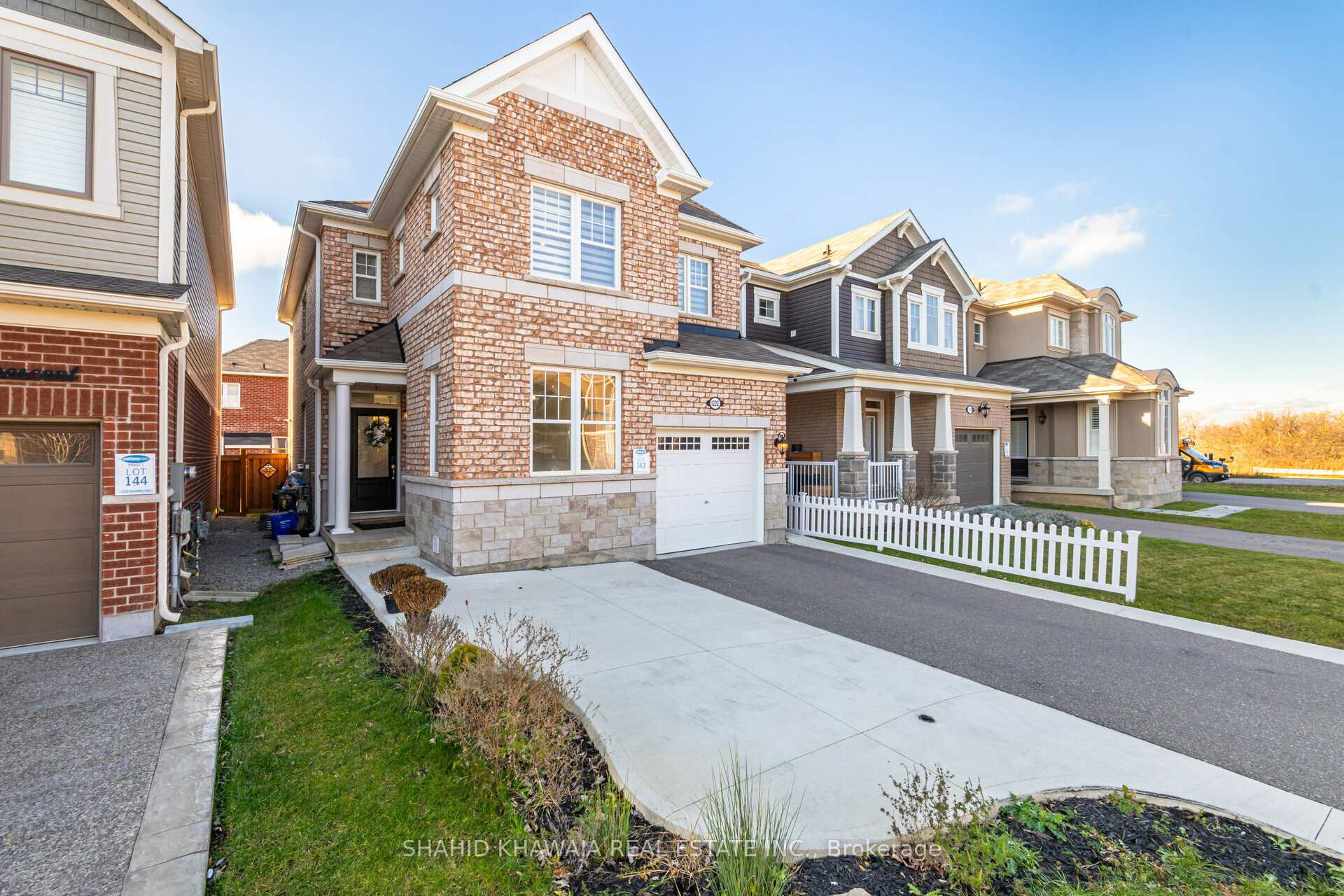 Front of 1222 Sweetfern Crescent