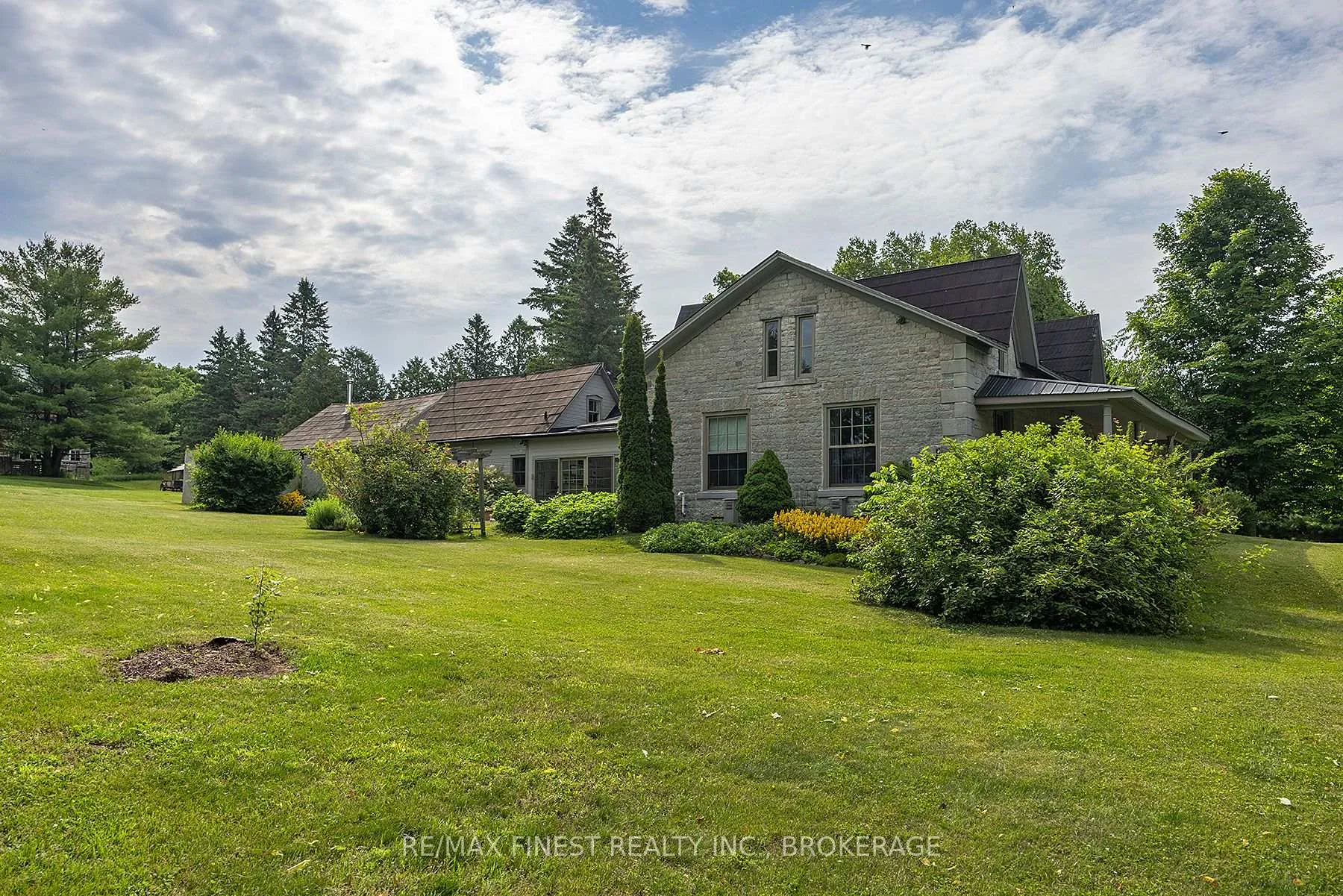 Photo 45 of 187 Simmons Road, Loyalist, Lennox and Addington - South — HOMEH