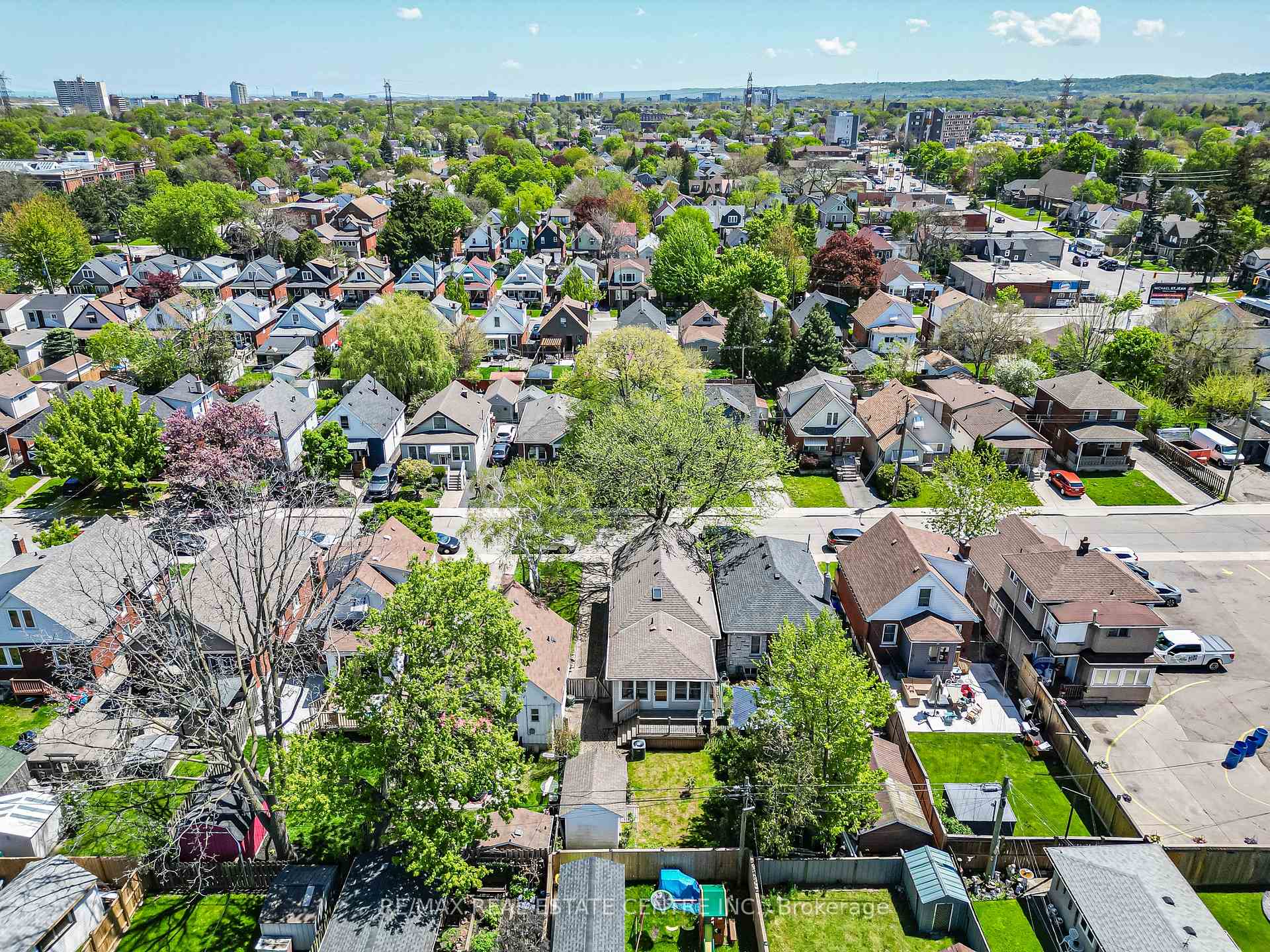 Photo 44 of 27 Barons Avenue N, Hamilton, Homeside — HOMEH