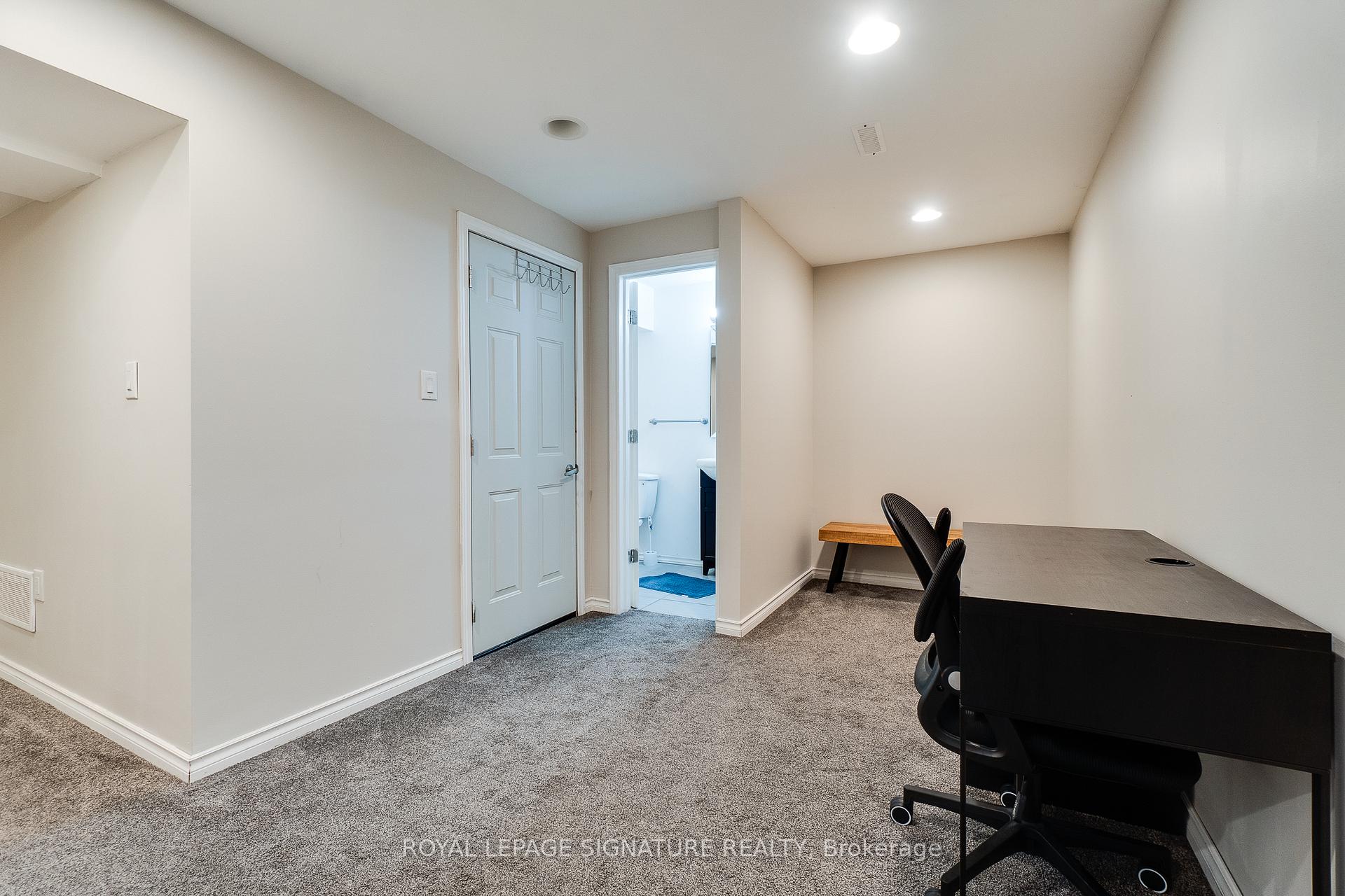 Photo 25 of 637 Gervais Terrace, Milton, Coates — HOMEH