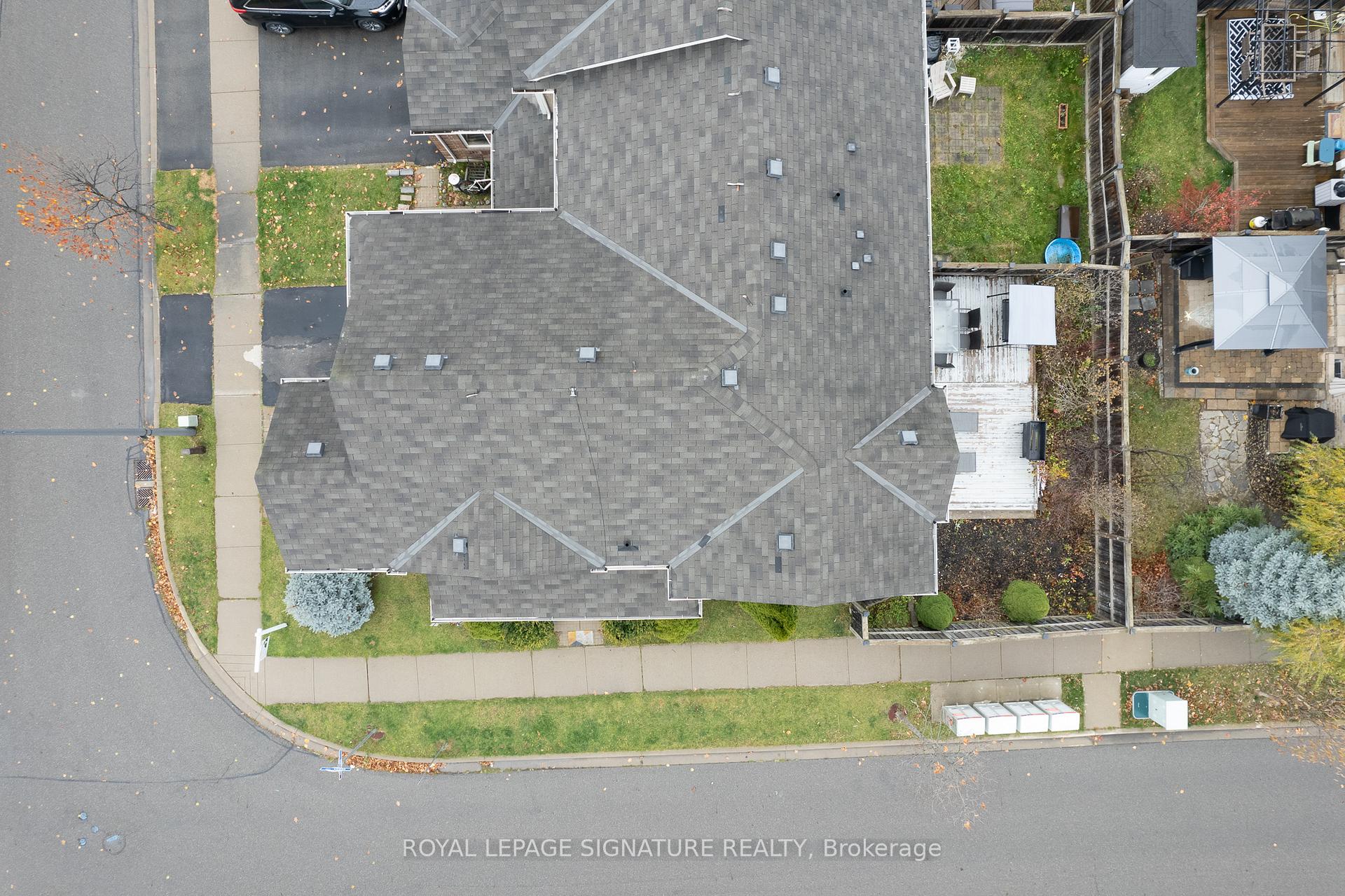 Photo 30 of 637 Gervais Terrace, Milton, Coates — HOMEH