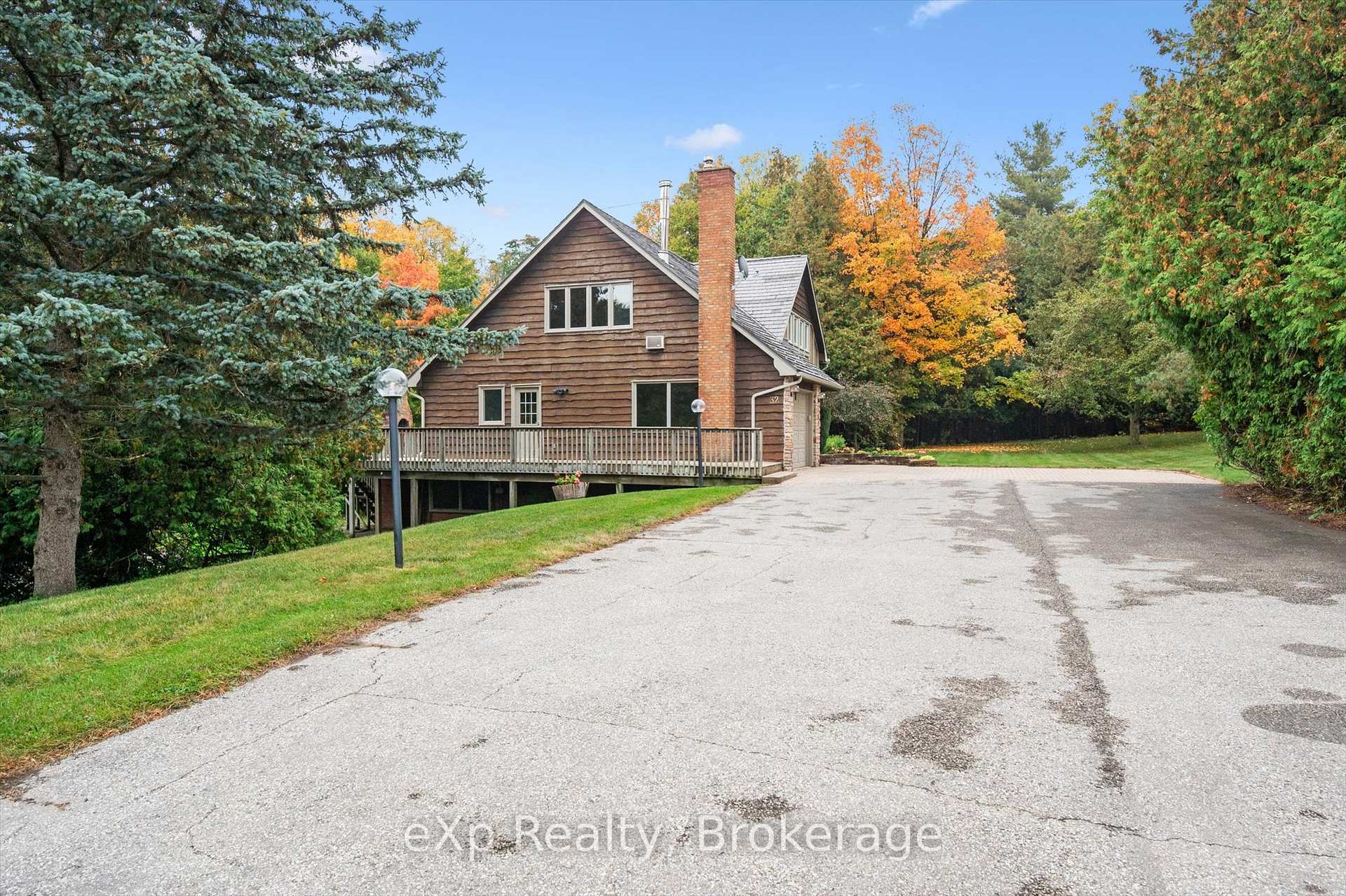 Photo 32 of 32 Glenholm Drive, Guelph, York/Watson Industrial Park — HOMEH