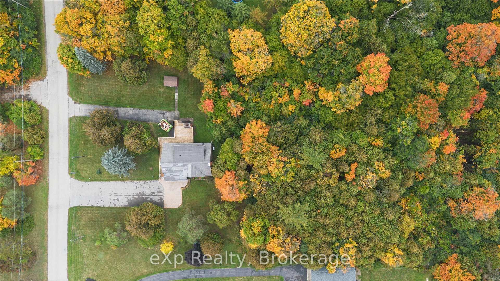 Photo 33 of 32 Glenholm Drive, Guelph, York/Watson Industrial Park — HOMEH