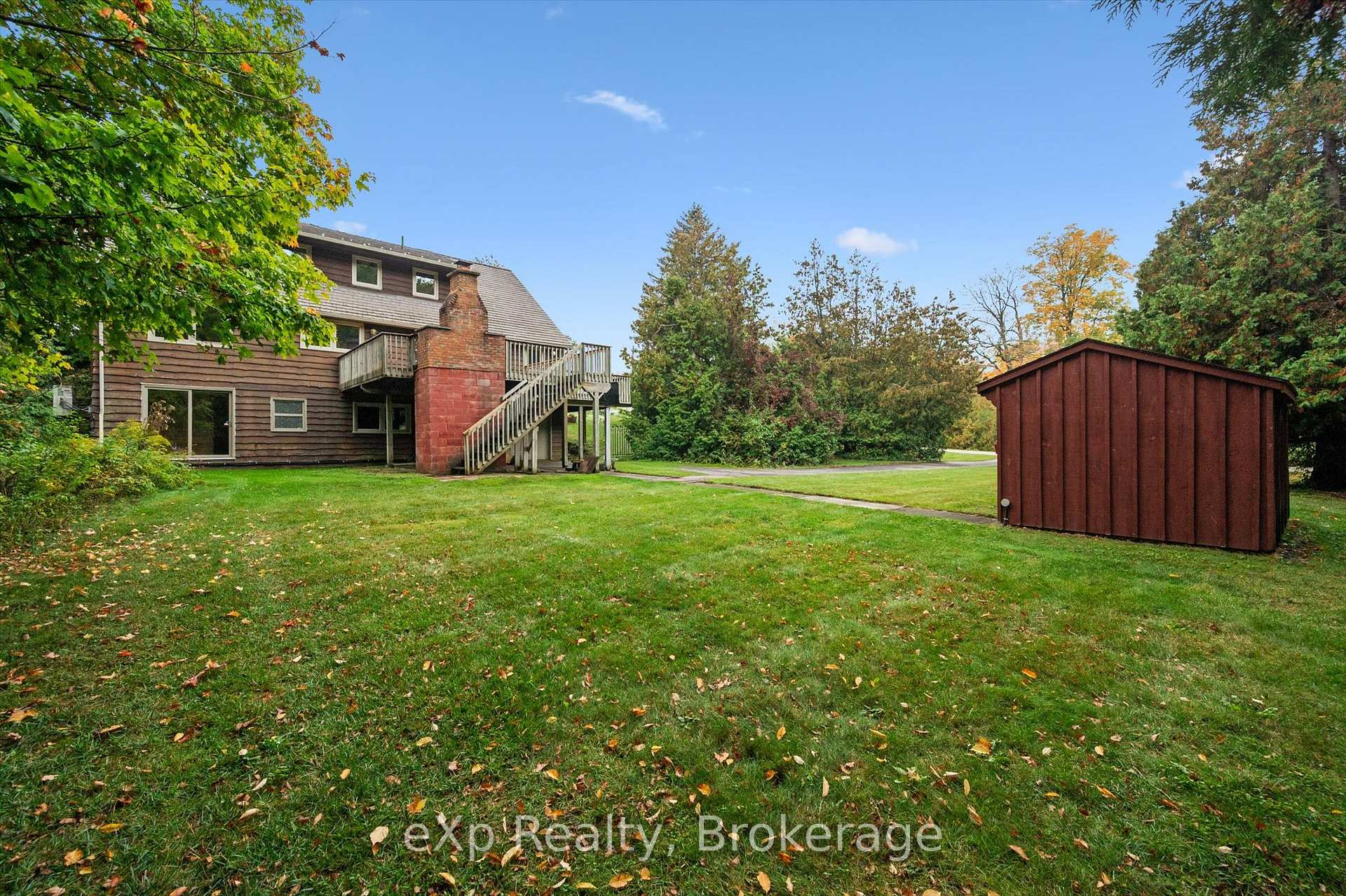 Photo 36 of 32 Glenholm Drive, Guelph, York/Watson Industrial Park — HOMEH