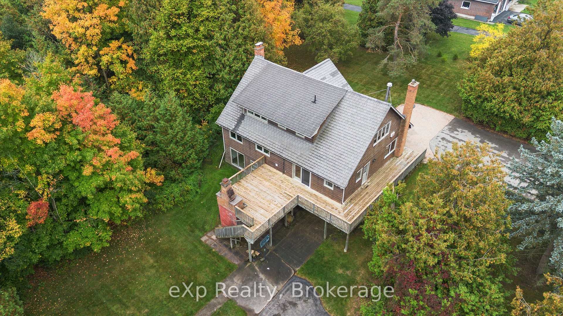 Photo 37 of 32 Glenholm Drive, Guelph, York/Watson Industrial Park — HOMEH