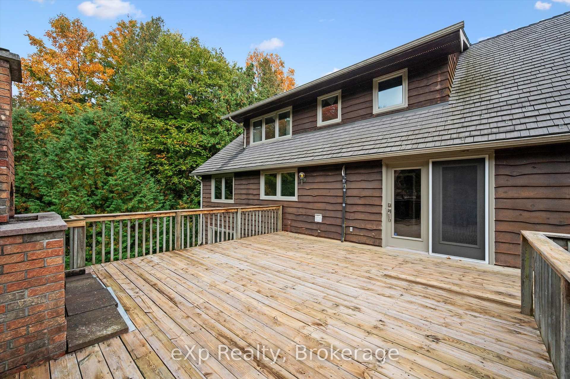 Photo 40 of 32 Glenholm Drive, Guelph, York/Watson Industrial Park — HOMEH