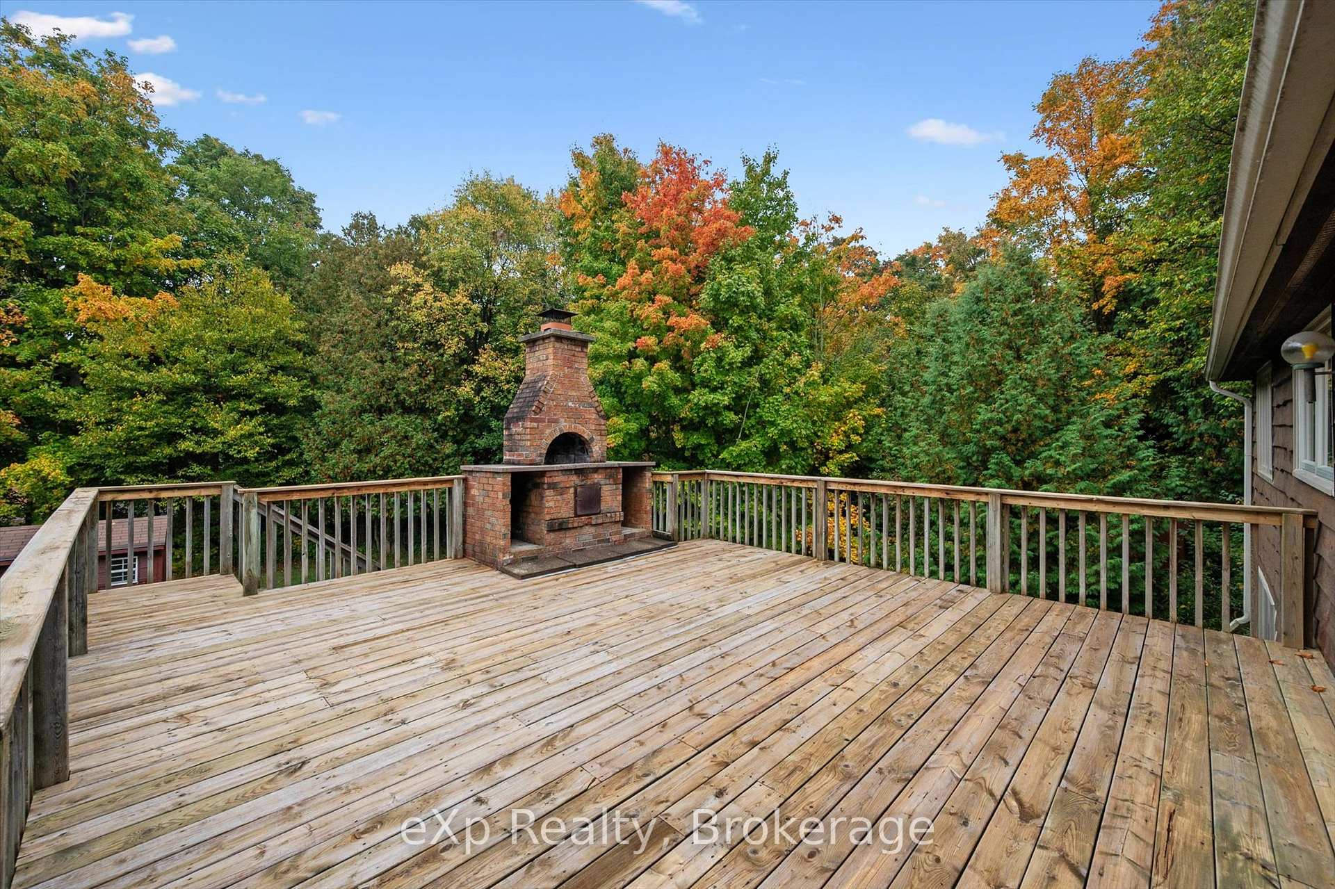 Photo 41 of 32 Glenholm Drive, Guelph, York/Watson Industrial Park — HOMEH