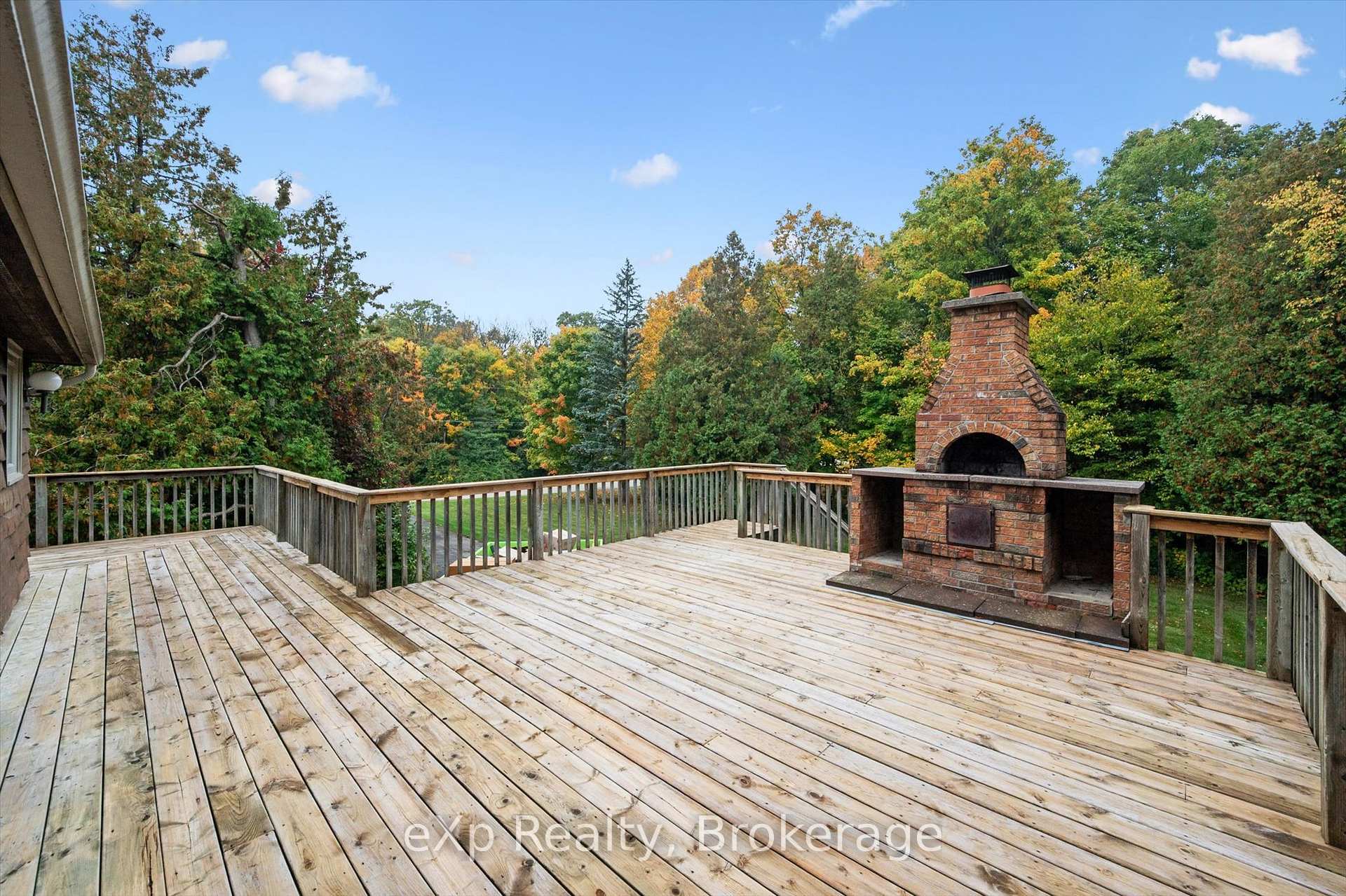 Photo 42 of 32 Glenholm Drive, Guelph, York/Watson Industrial Park — HOMEH