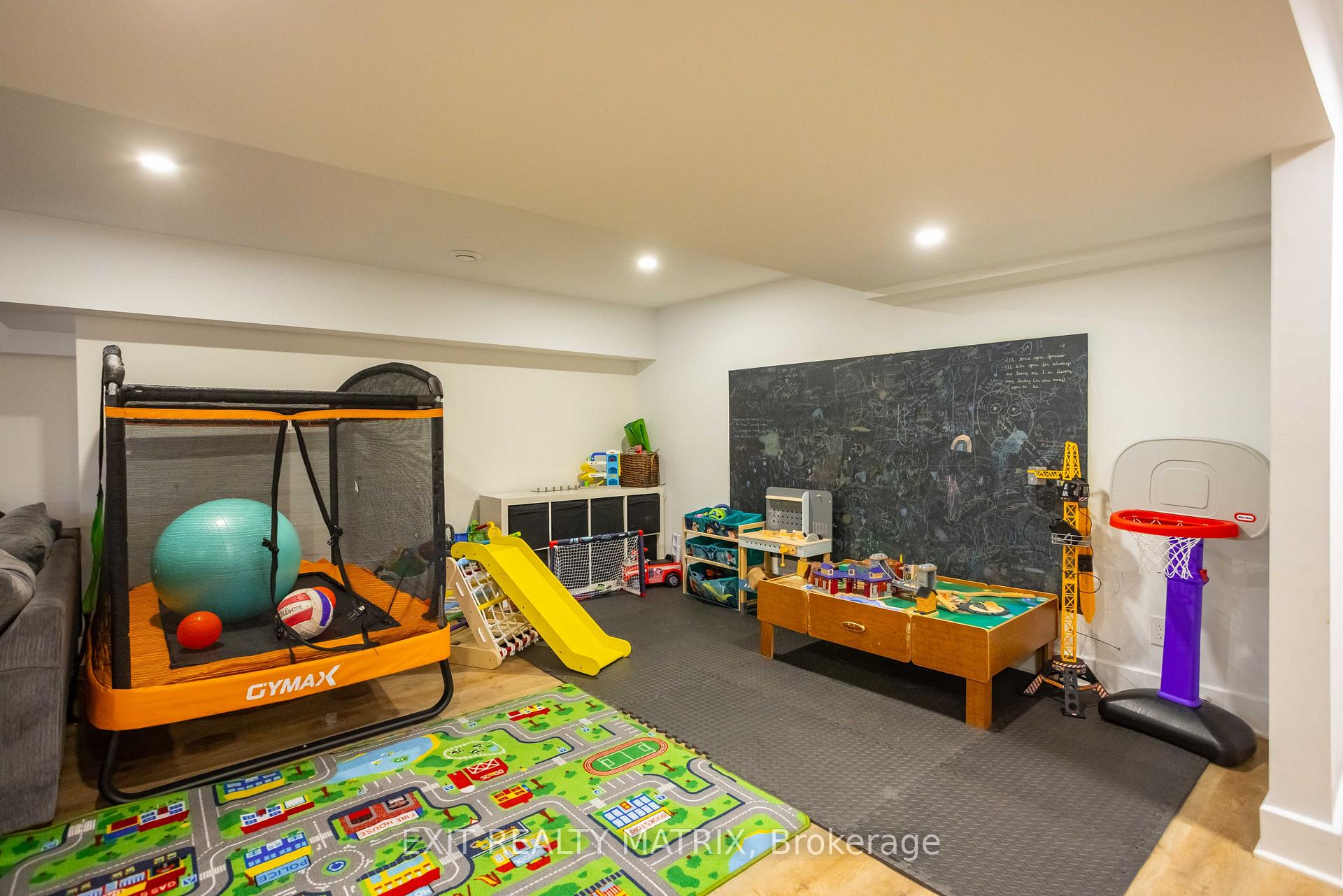 Photo 25 of 2811 Eldo Street, Ottawa, Metcalfe — HOMEH