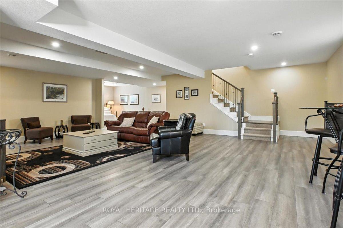 Photo 18 of 45 Mercedes Drive, Belleville, Belleville Ward — HOMEH