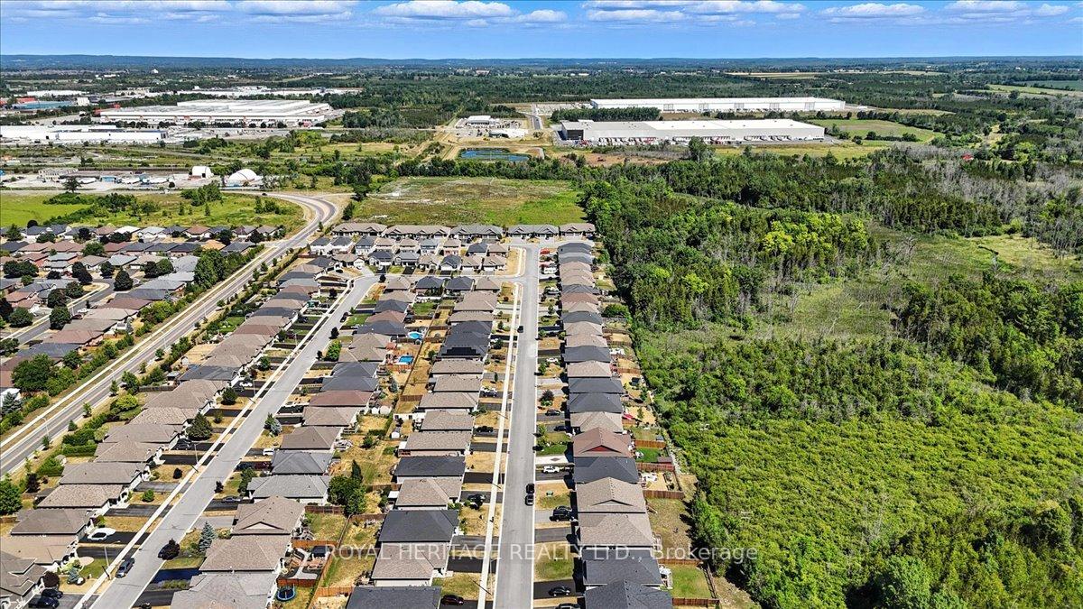 Photo 38 of 45 Mercedes Drive, Belleville, Belleville Ward — HOMEH