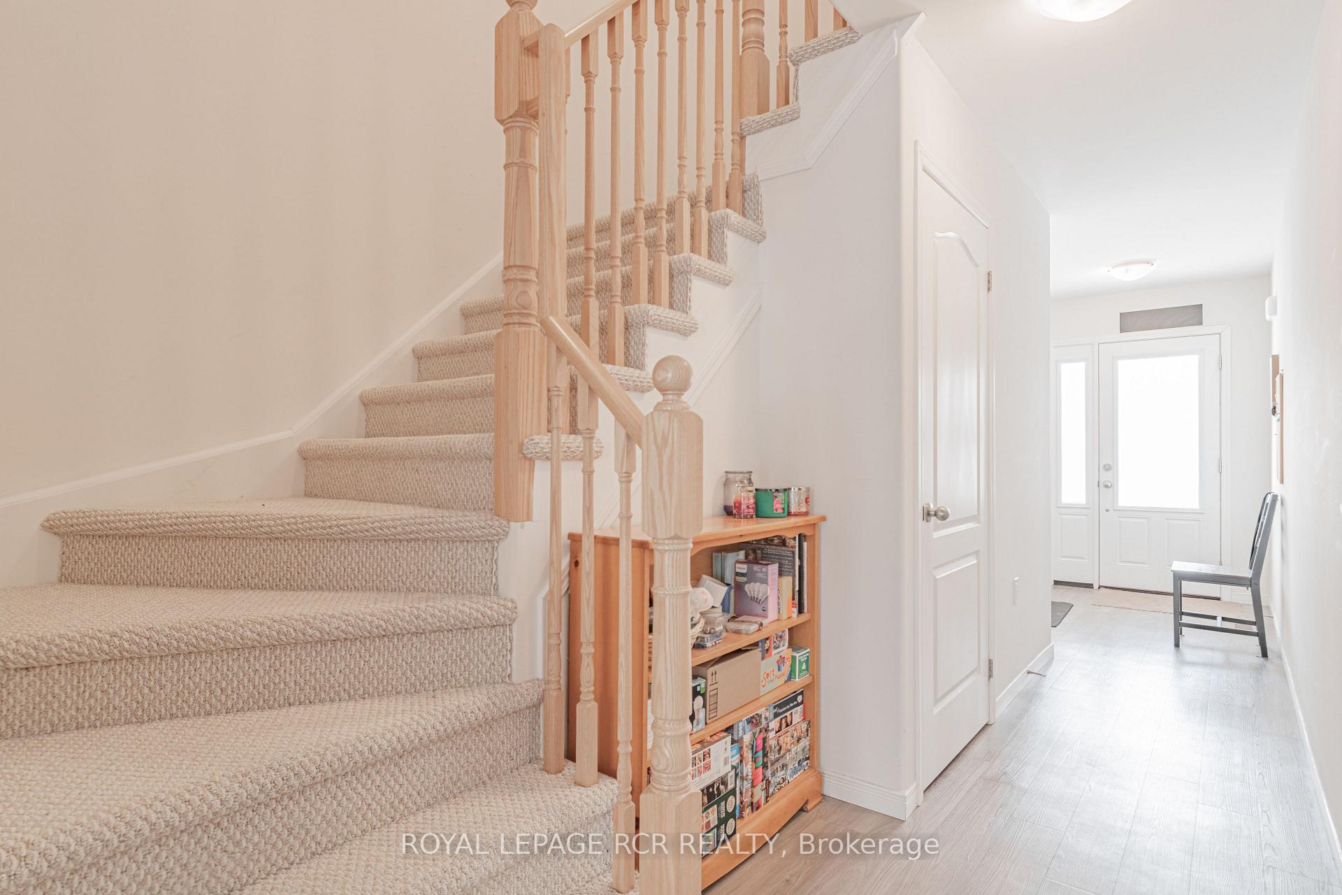 Photo 9 of 1648 Hetherington Drive, Peterborough, Northcrest Ward 5 — HOMEH