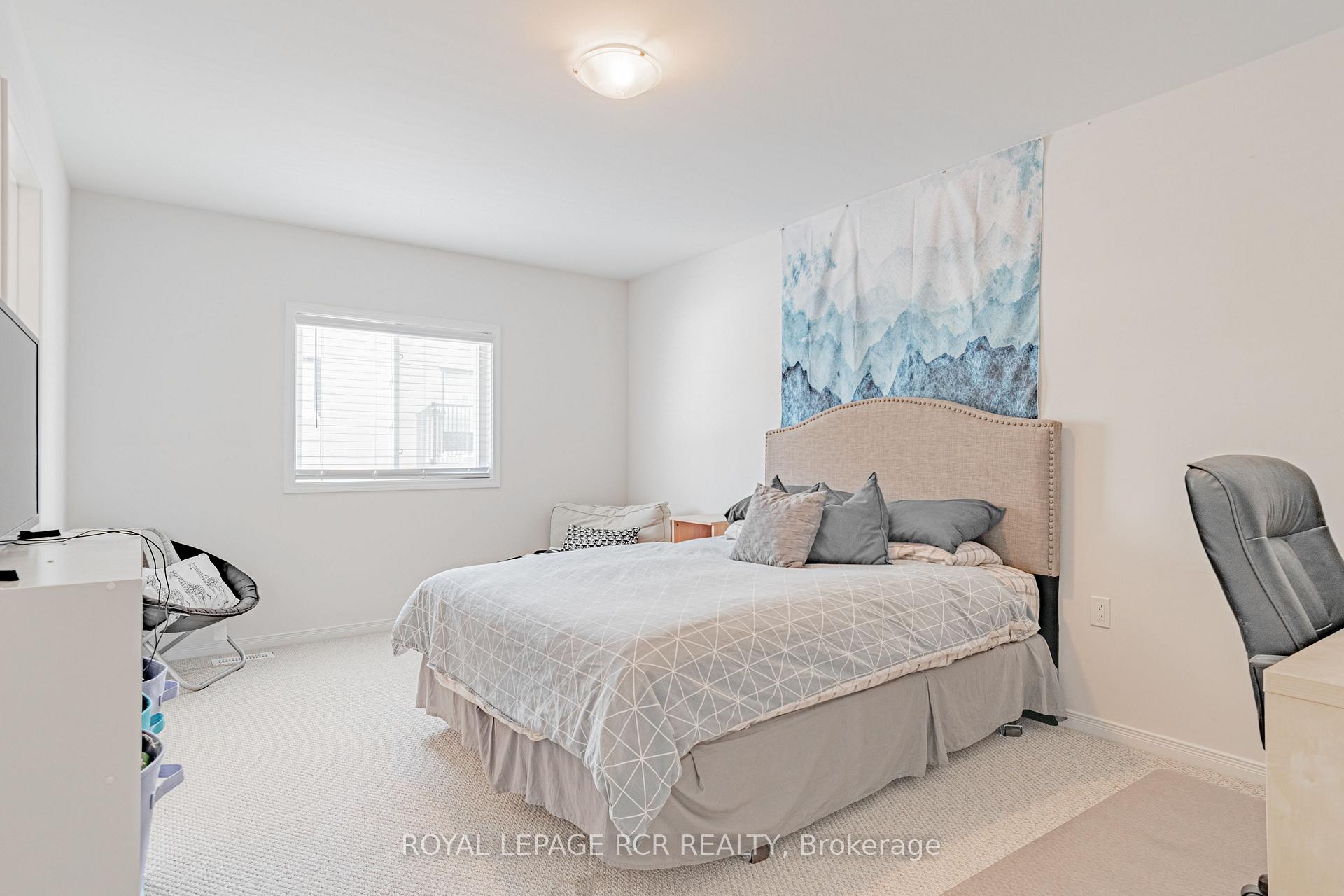Photo 10 of 1648 Hetherington Drive, Peterborough, Northcrest Ward 5 — HOMEH