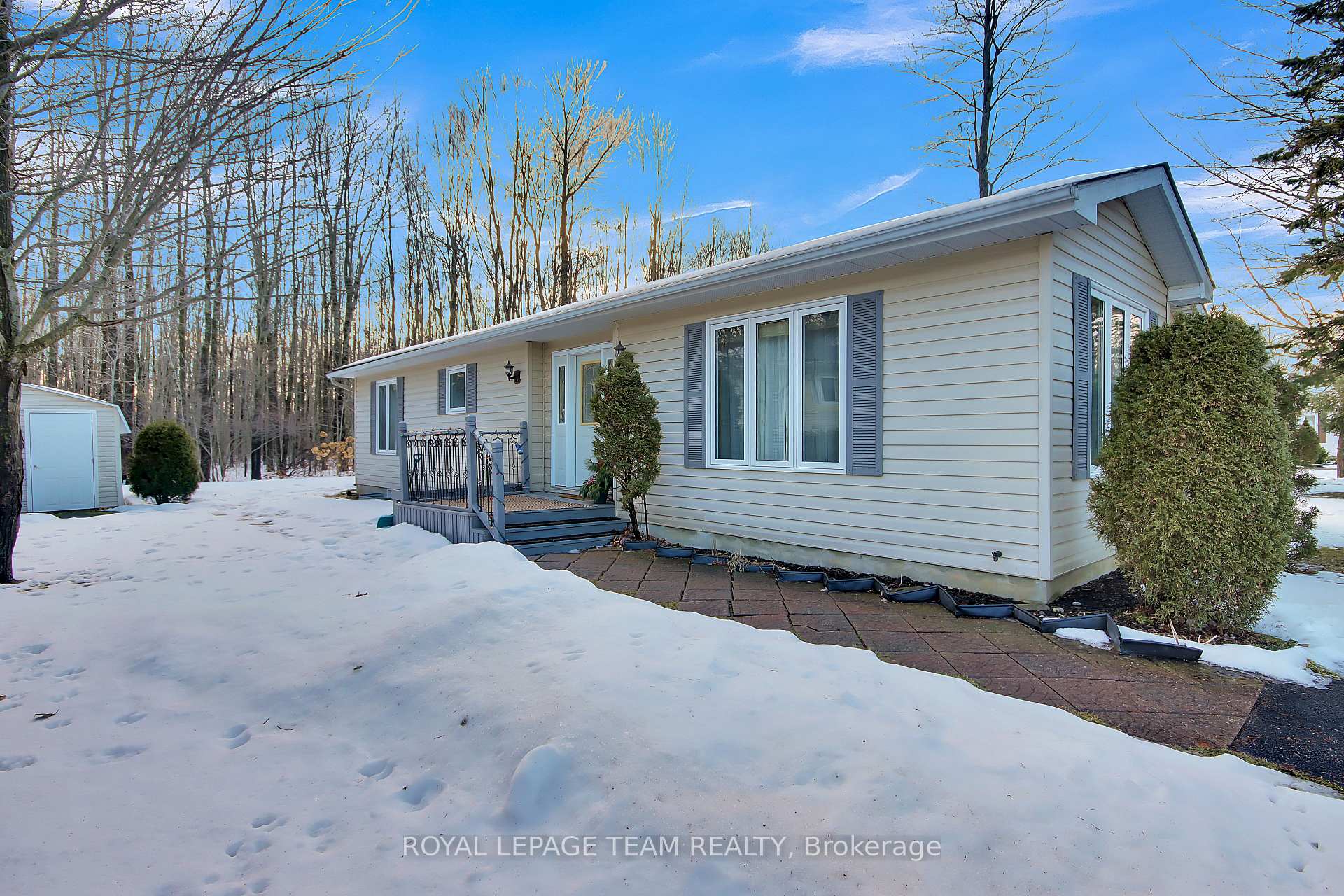 Photo 2 of 6596 Vista Patrick, Ottawa, Greely — HOMEH