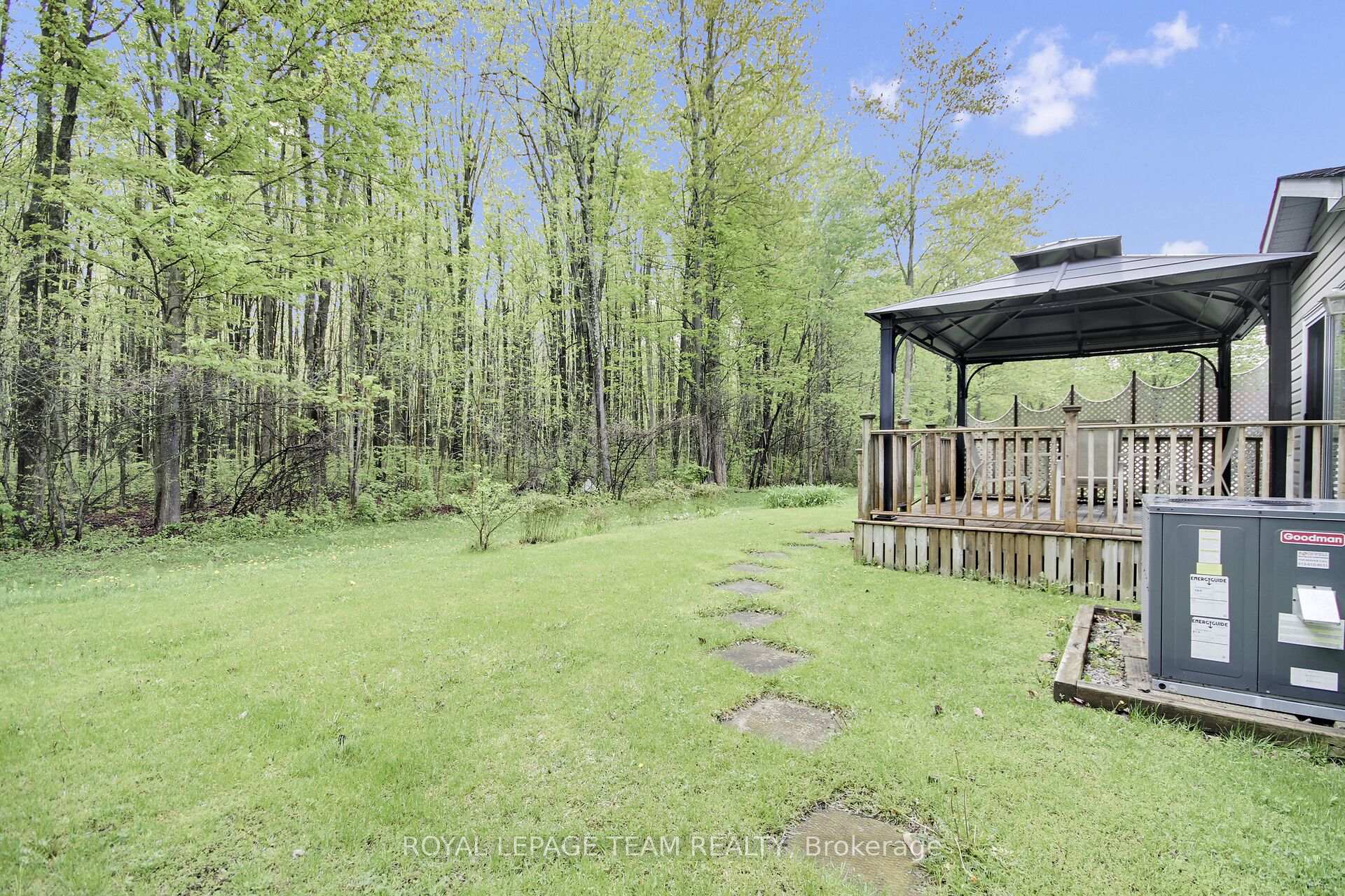 Photo 7 of 6596 Vista Patrick, Ottawa, Greely — HOMEH