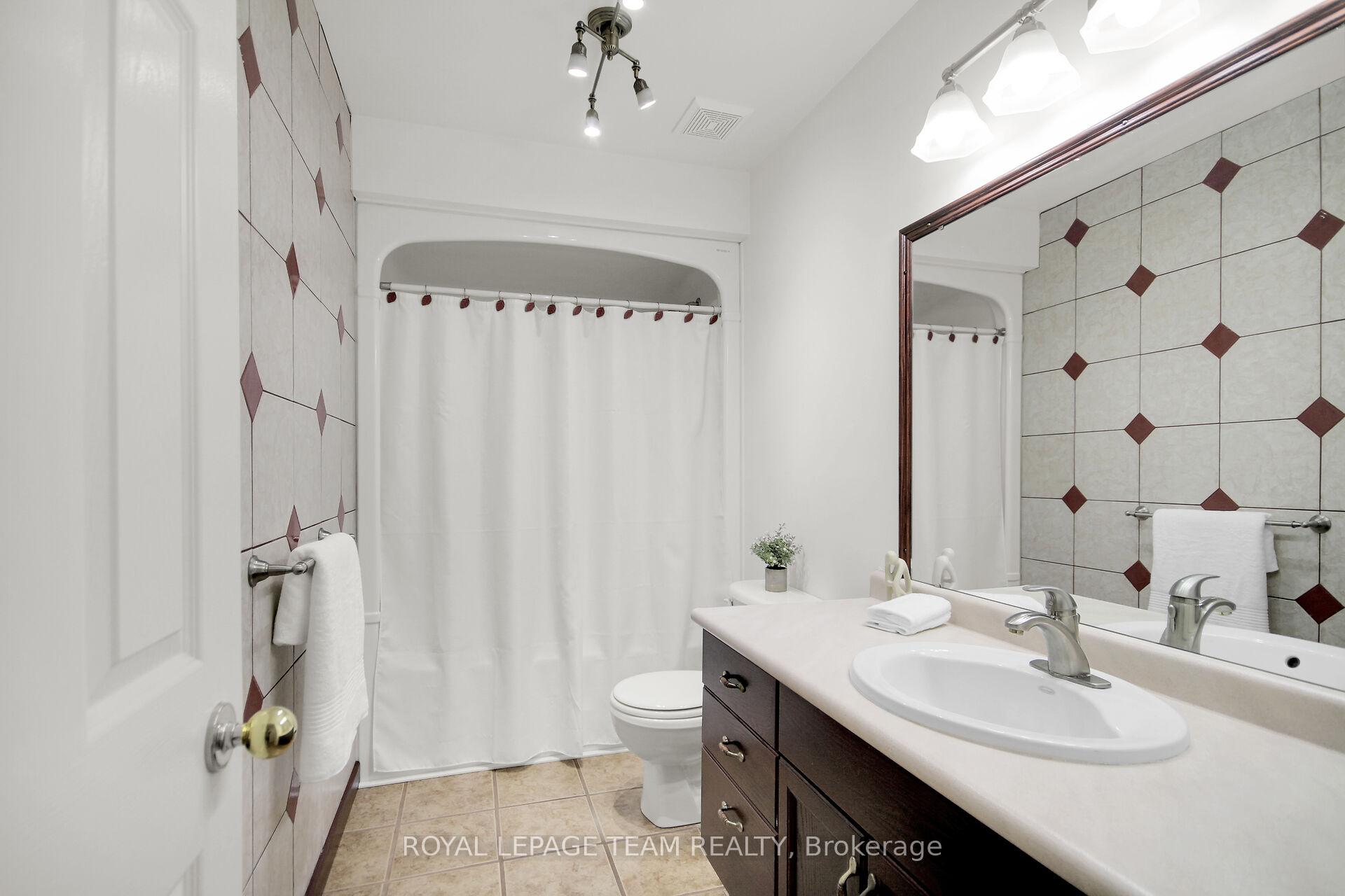 Photo 29 of 6596 Vista Patrick, Ottawa, Greely — HOMEH