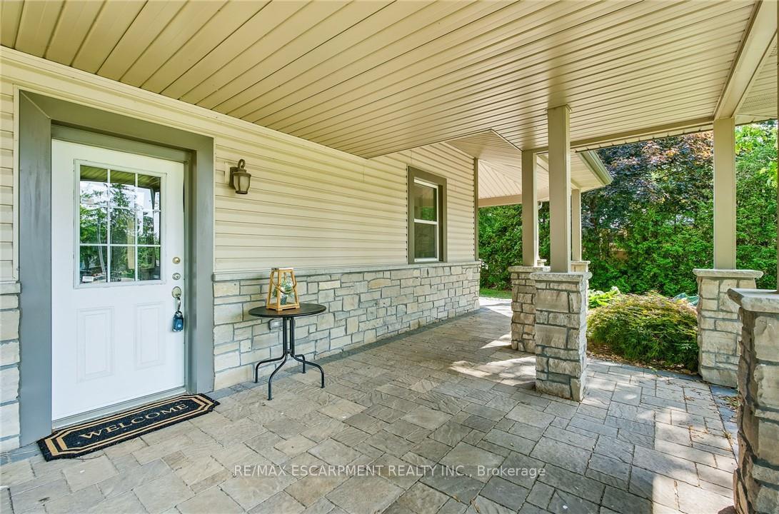 Photo 4 of 483 Harvest Road, Hamilton, Dundas — HOMEH