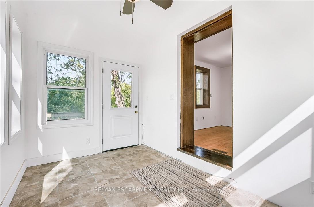 Photo 17 of 483 Harvest Road, Hamilton, Dundas — HOMEH