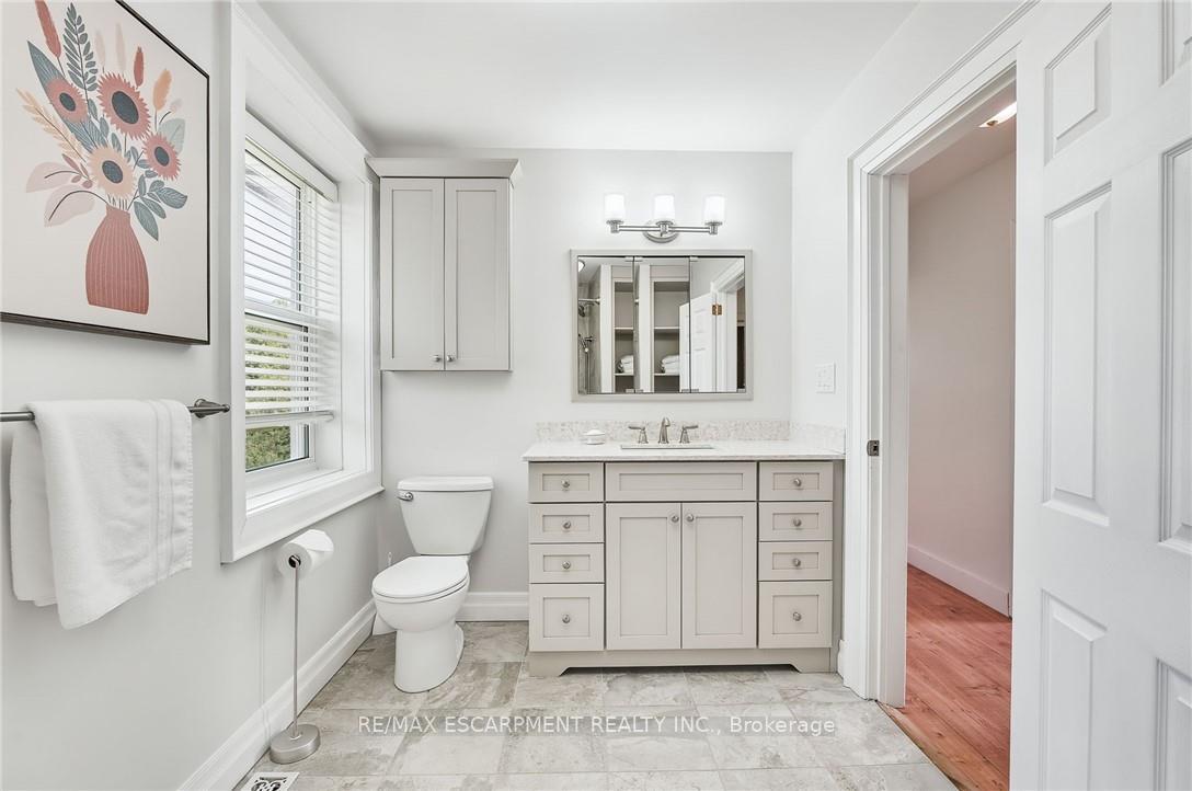 Photo 22 of 483 Harvest Road, Hamilton, Dundas — HOMEH