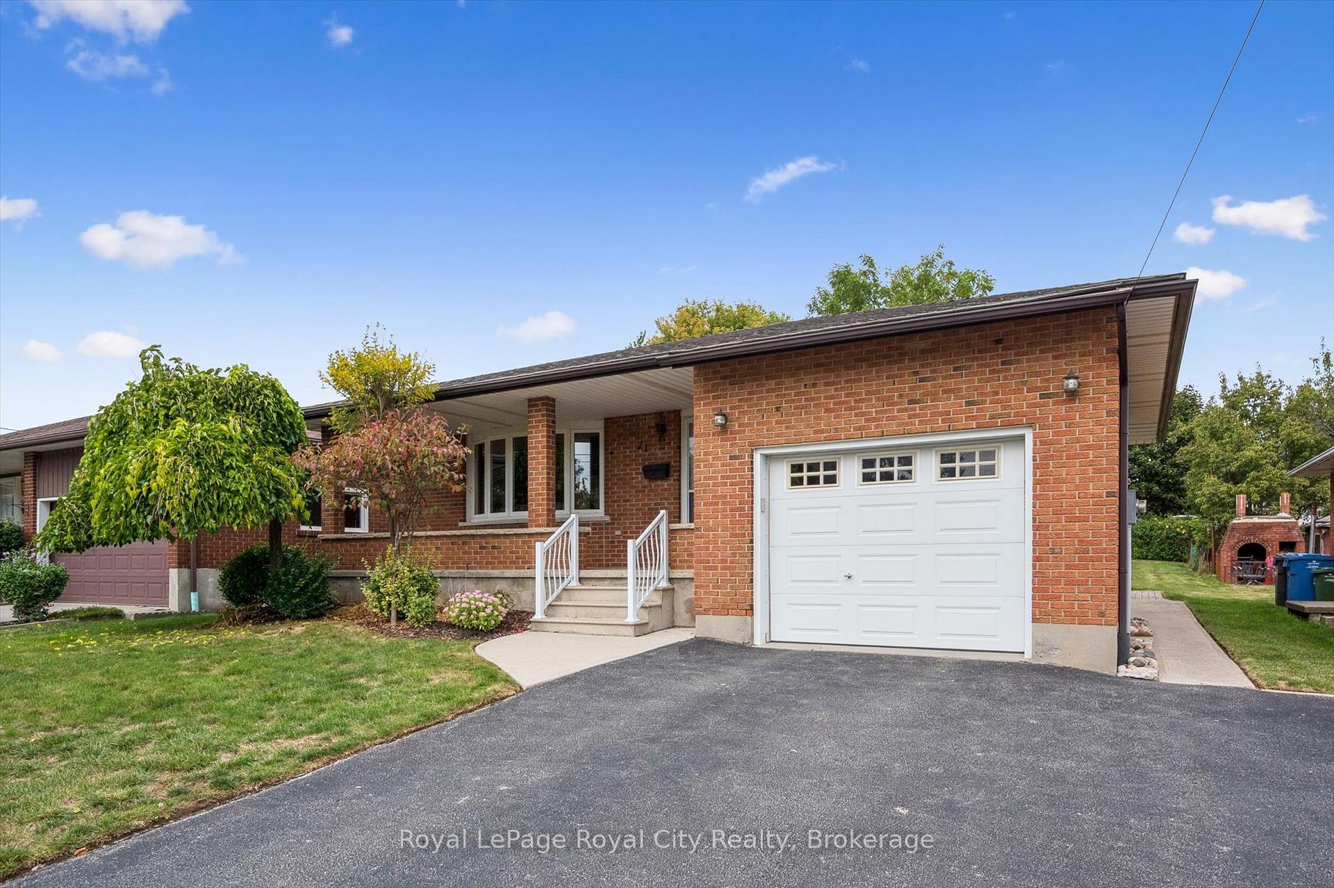 Photo 3 of 21 Heath Road, Guelph, Junction/Onward Willow — HOMEH