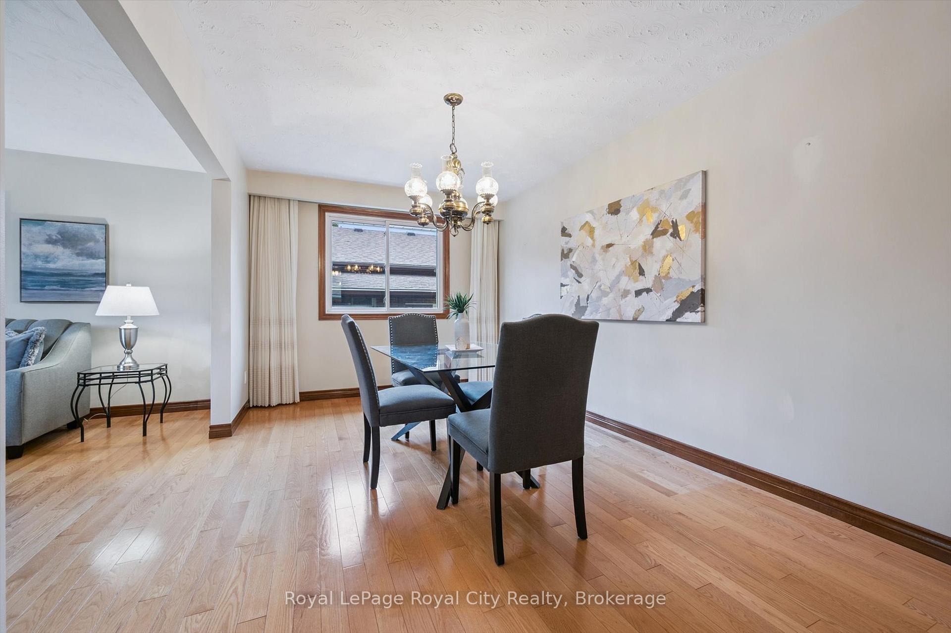 Photo 12 of 21 Heath Road, Guelph, Junction/Onward Willow — HOMEH