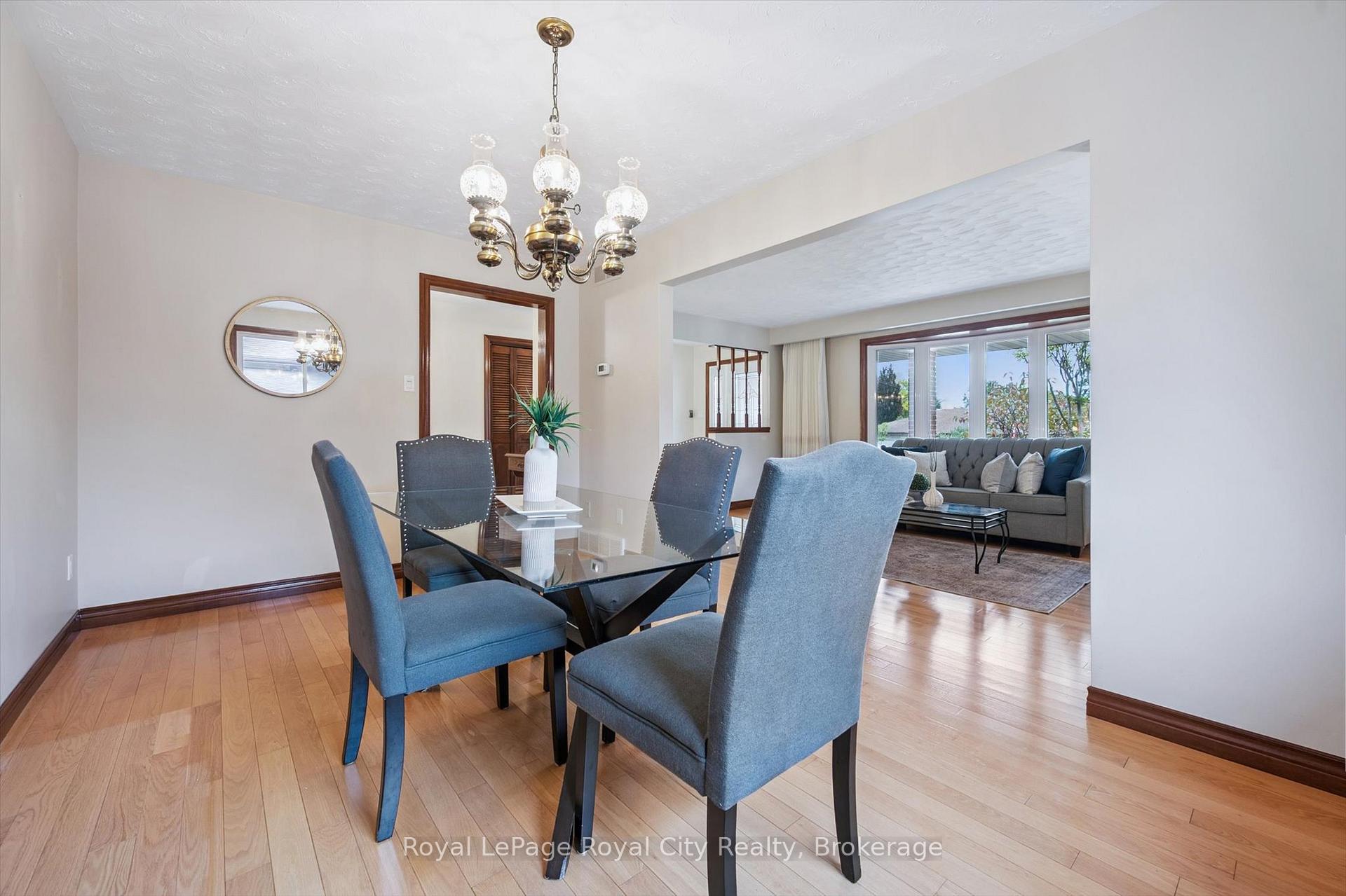 Photo 13 of 21 Heath Road, Guelph, Junction/Onward Willow — HOMEH