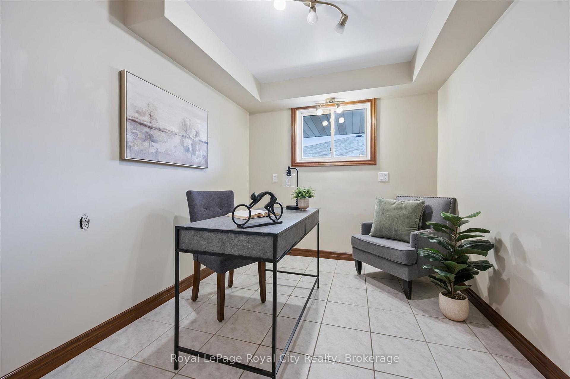 Photo 14 of 21 Heath Road, Guelph, Junction/Onward Willow — HOMEH