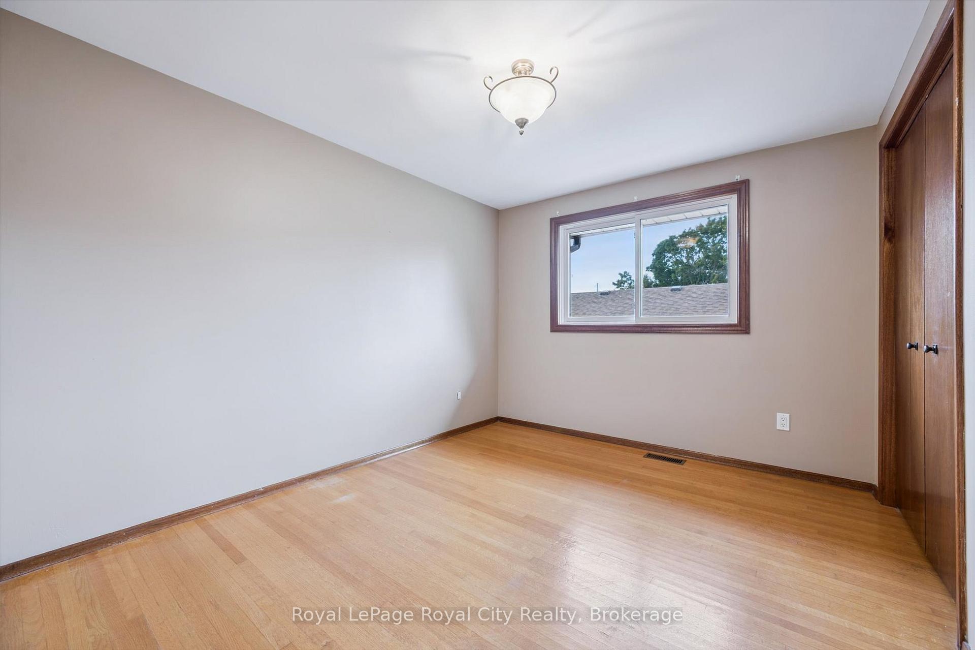 Photo 33 of 21 Heath Road, Guelph, Junction/Onward Willow — HOMEH