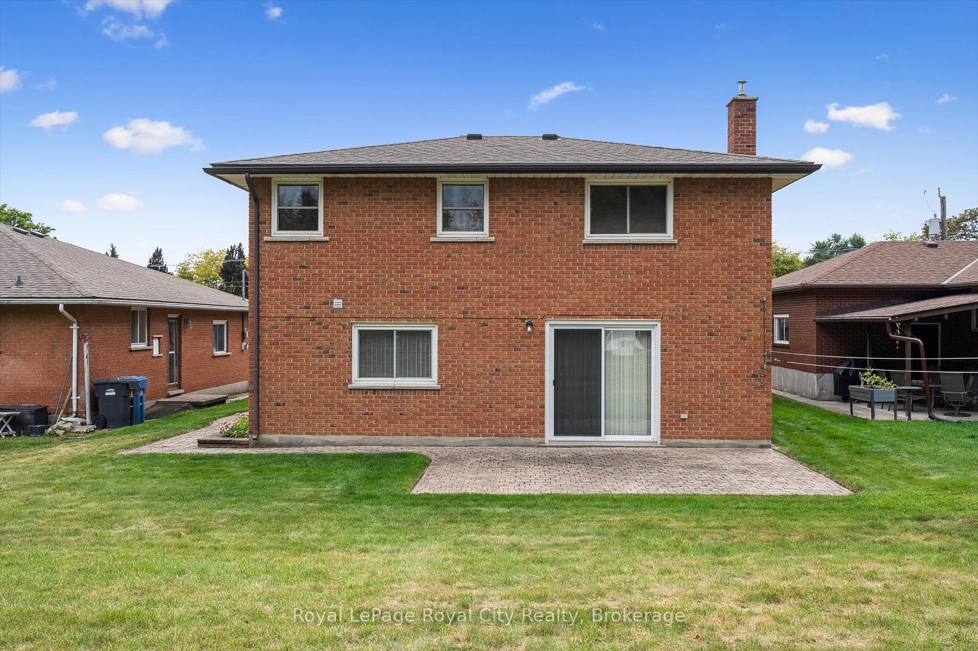 Photo 38 of 21 Heath Road, Guelph, Junction/Onward Willow — HOMEH