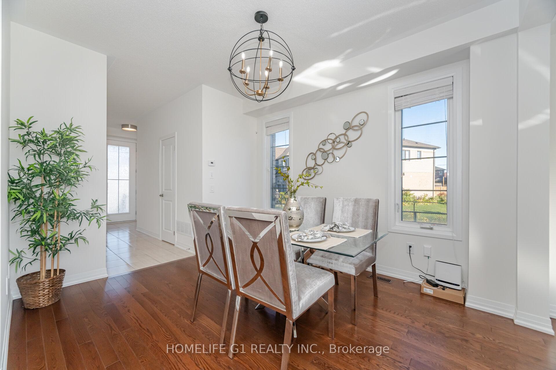 Photo 3 of 91 Fairey Crescent, Hamilton, Mount Hope — HOMEH