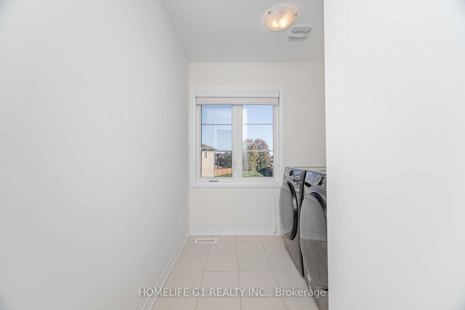 Photo 20 of 91 Fairey Crescent, Hamilton, Mount Hope — HOMEH