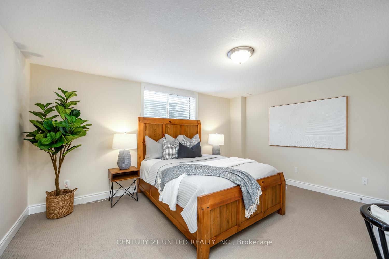 Photo 29 of 341 Noftall Gardens, Peterborough, Northcrest Ward 5 — HOMEH