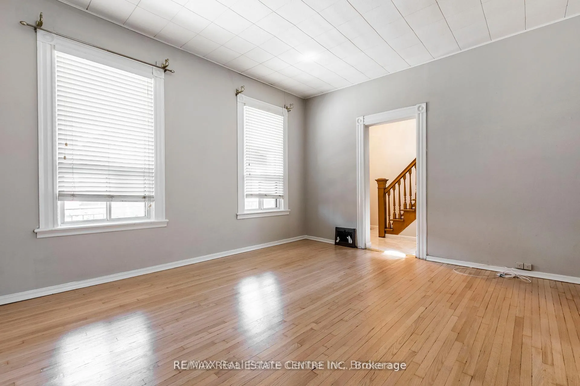Photo 24 of 40 Greig Street, Hamilton, Strathcona — HOMEH
