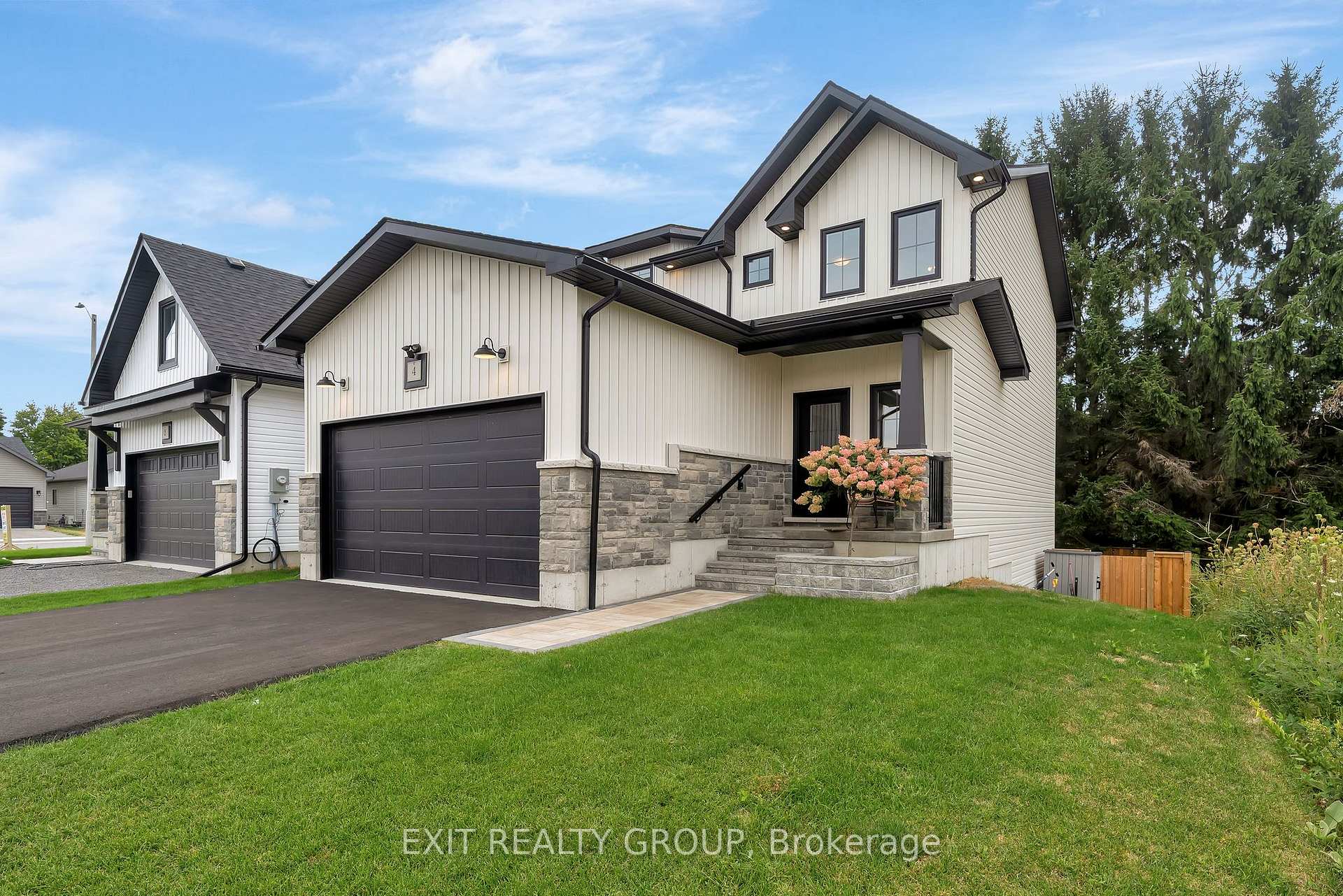Front of 4 Mackenzie John Crescent