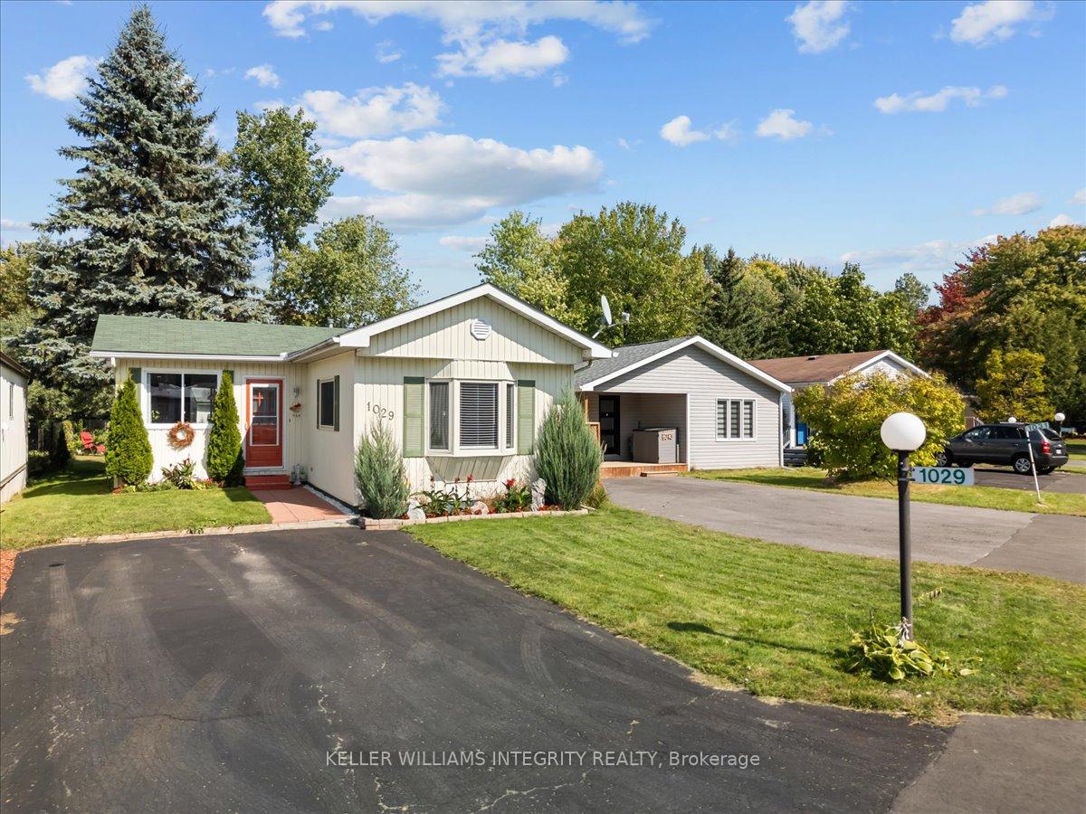 Photo 1 of 1029 Vista Barrett Pvt, Ottawa, Greely — HOMEH