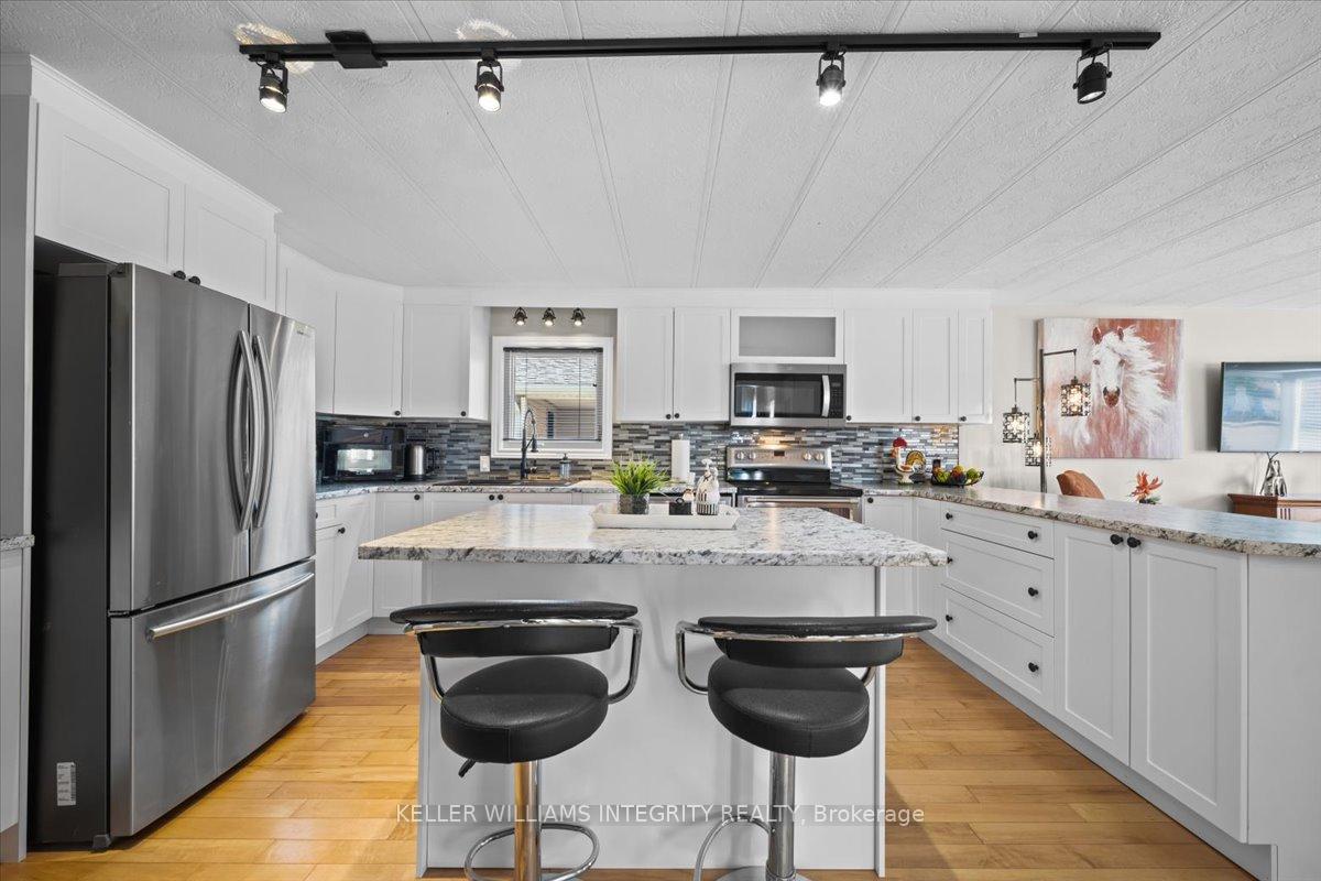 Photo 15 of 1029 Vista Barrett Pvt, Ottawa, Greely — HOMEH