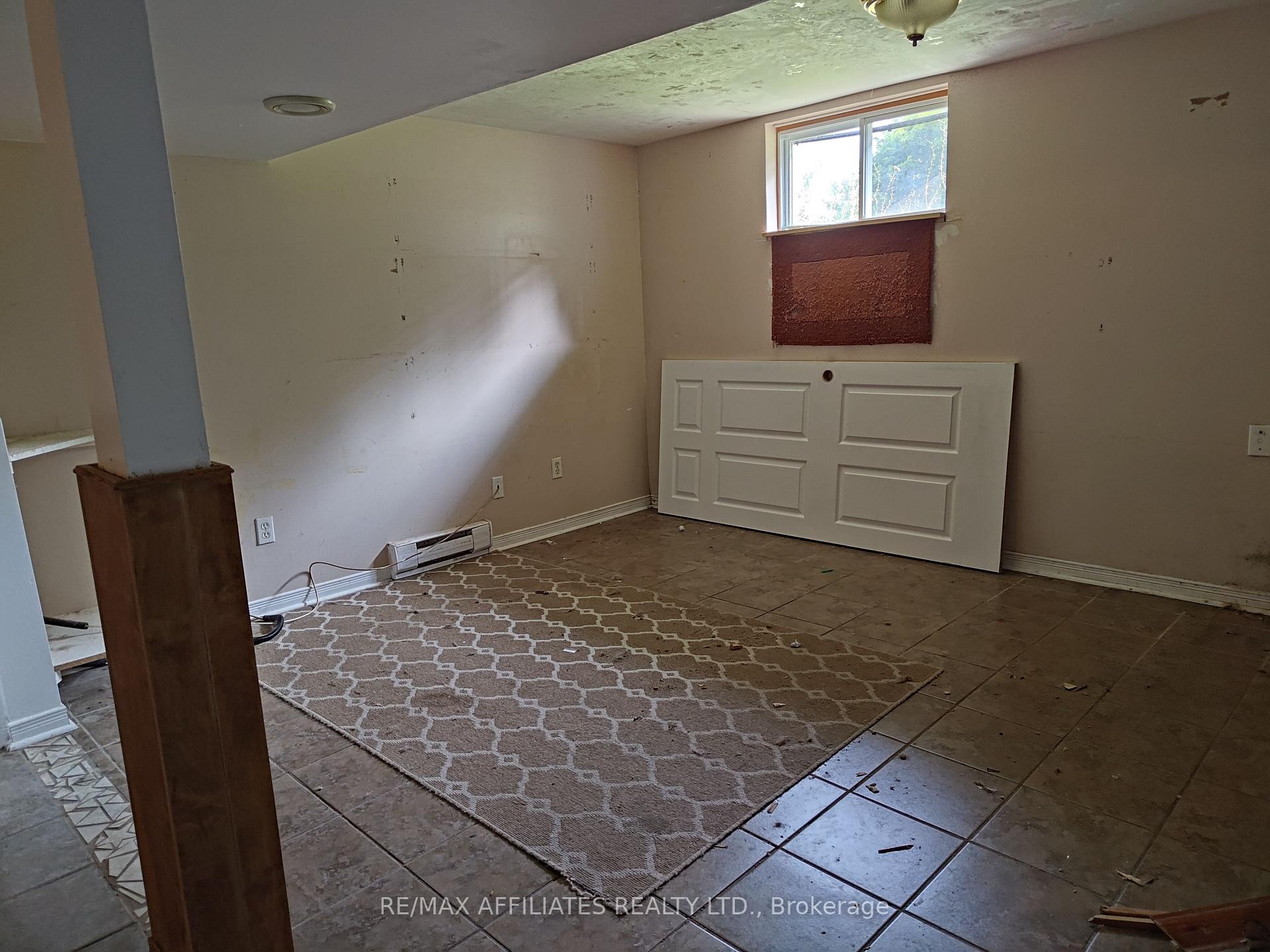 Photo 12 of 1517 Mayrene Crescent, Ottawa, Greely — HOMEH