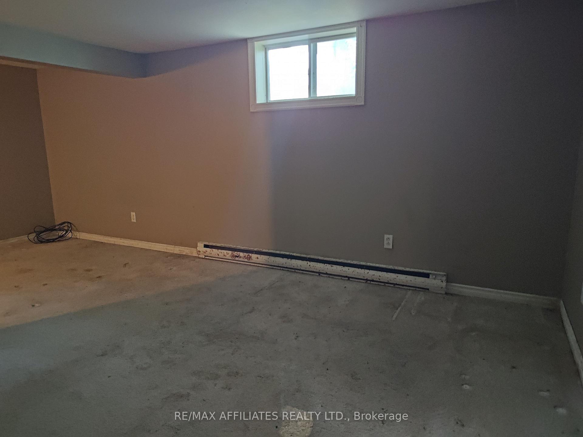 Photo 15 of 1517 Mayrene Crescent, Ottawa, Greely — HOMEH
