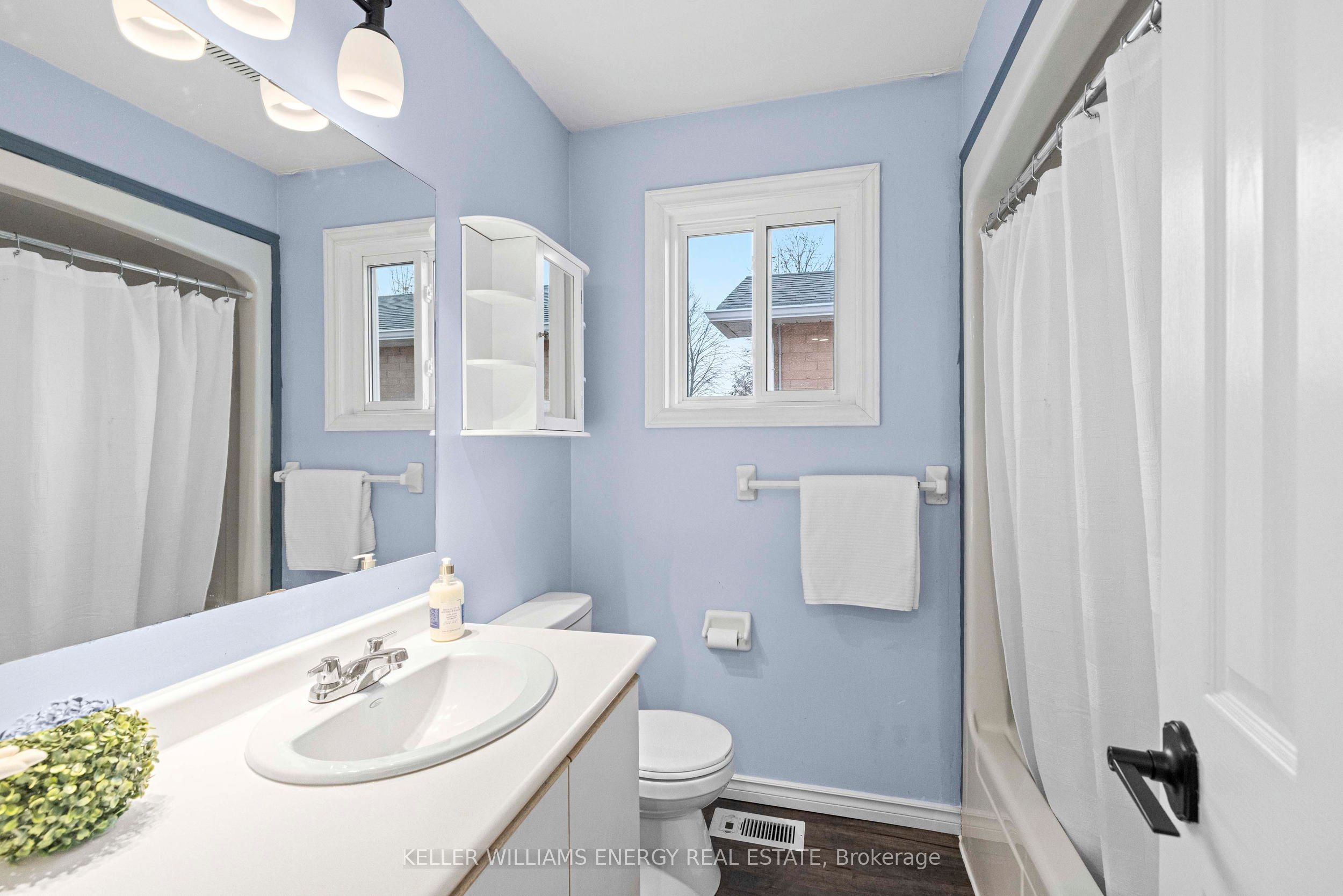 Photo 81 of 97 Deverell Street, Whitby, Rolling Acres — HOMEH