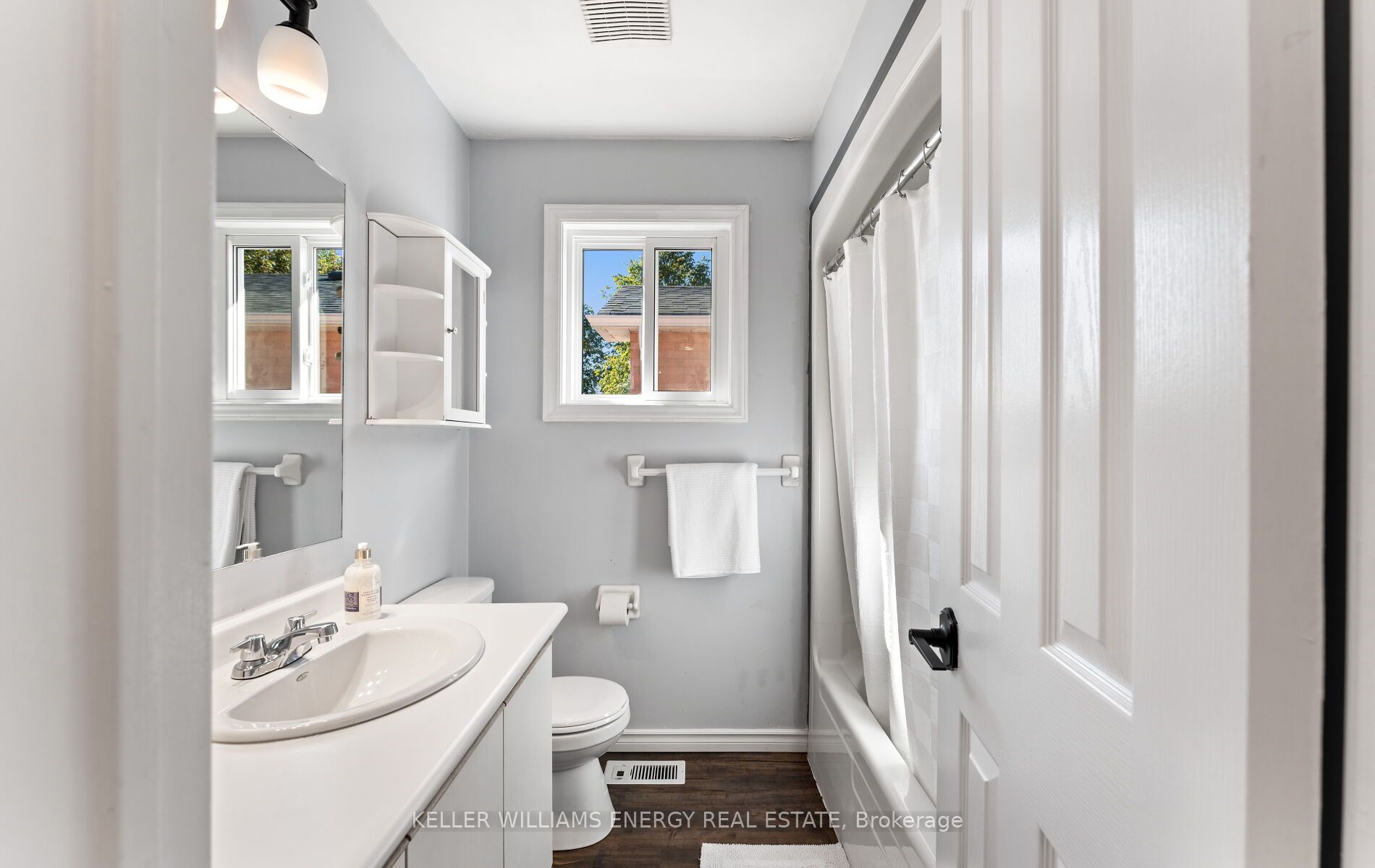 Photo 76 of 97 Deverell Street, Whitby, Rolling Acres — HOMEH