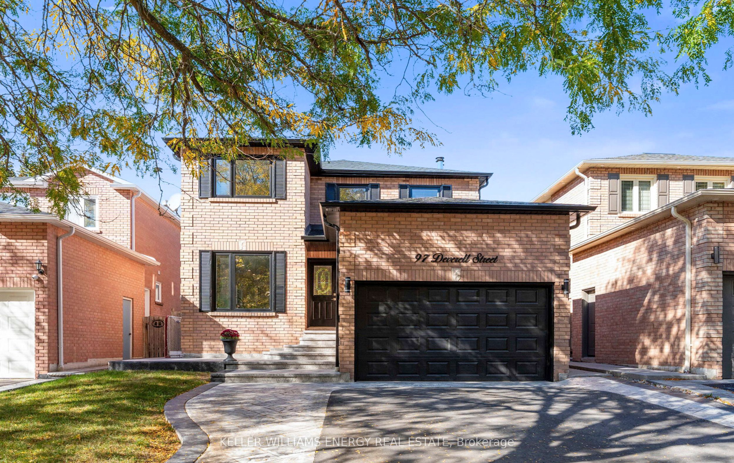 Photo 2 of 97 Deverell Street, Whitby, Rolling Acres — HOMEH