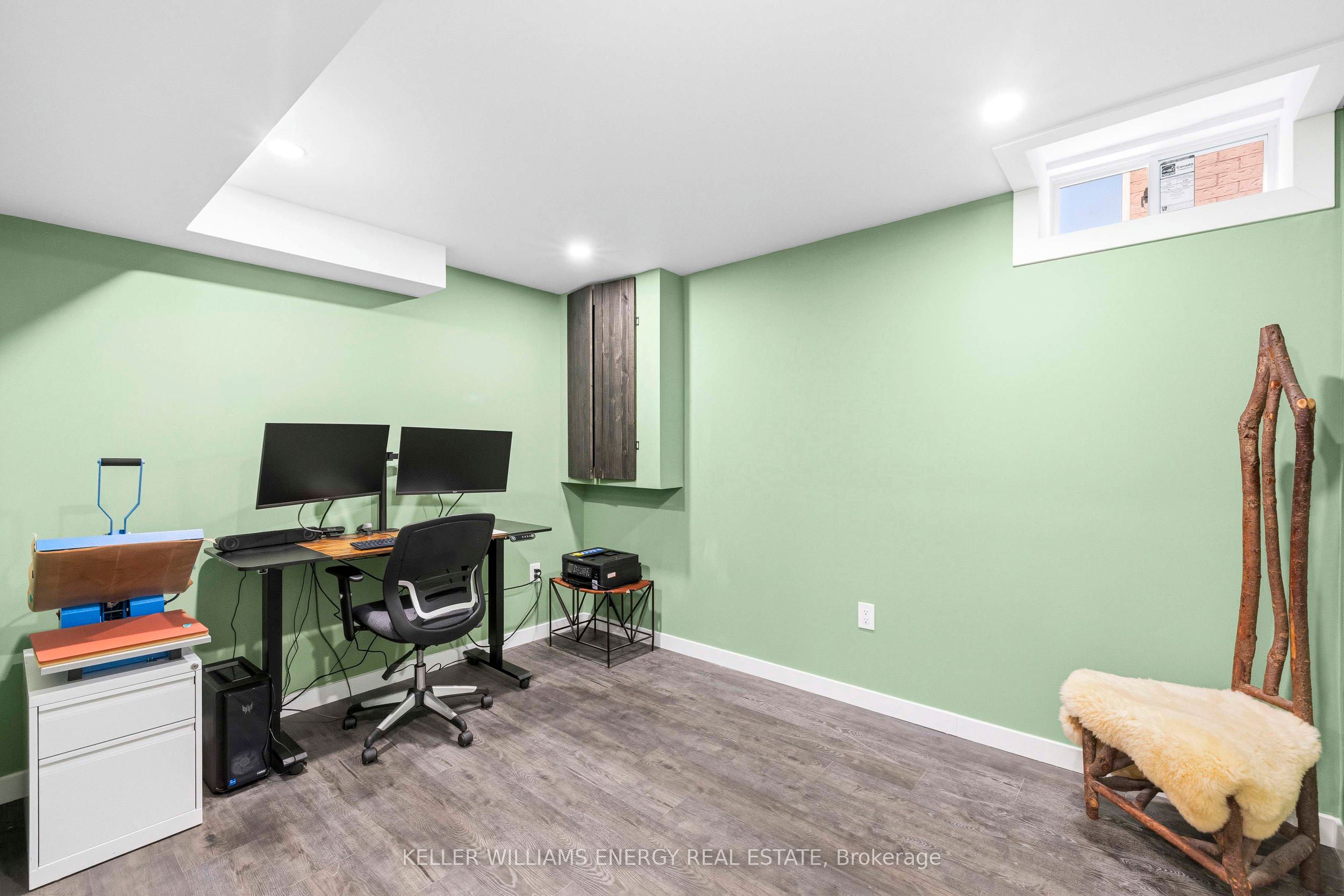 Photo 86 of 97 Deverell Street, Whitby, Rolling Acres — HOMEH