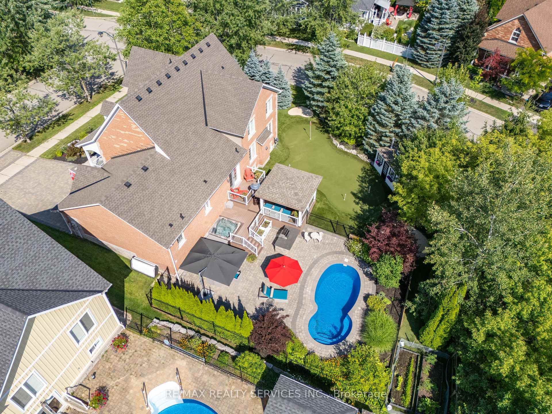 Photo 5 of 68 North Riverdale Drive, Caledon, Inglewood — HOMEH