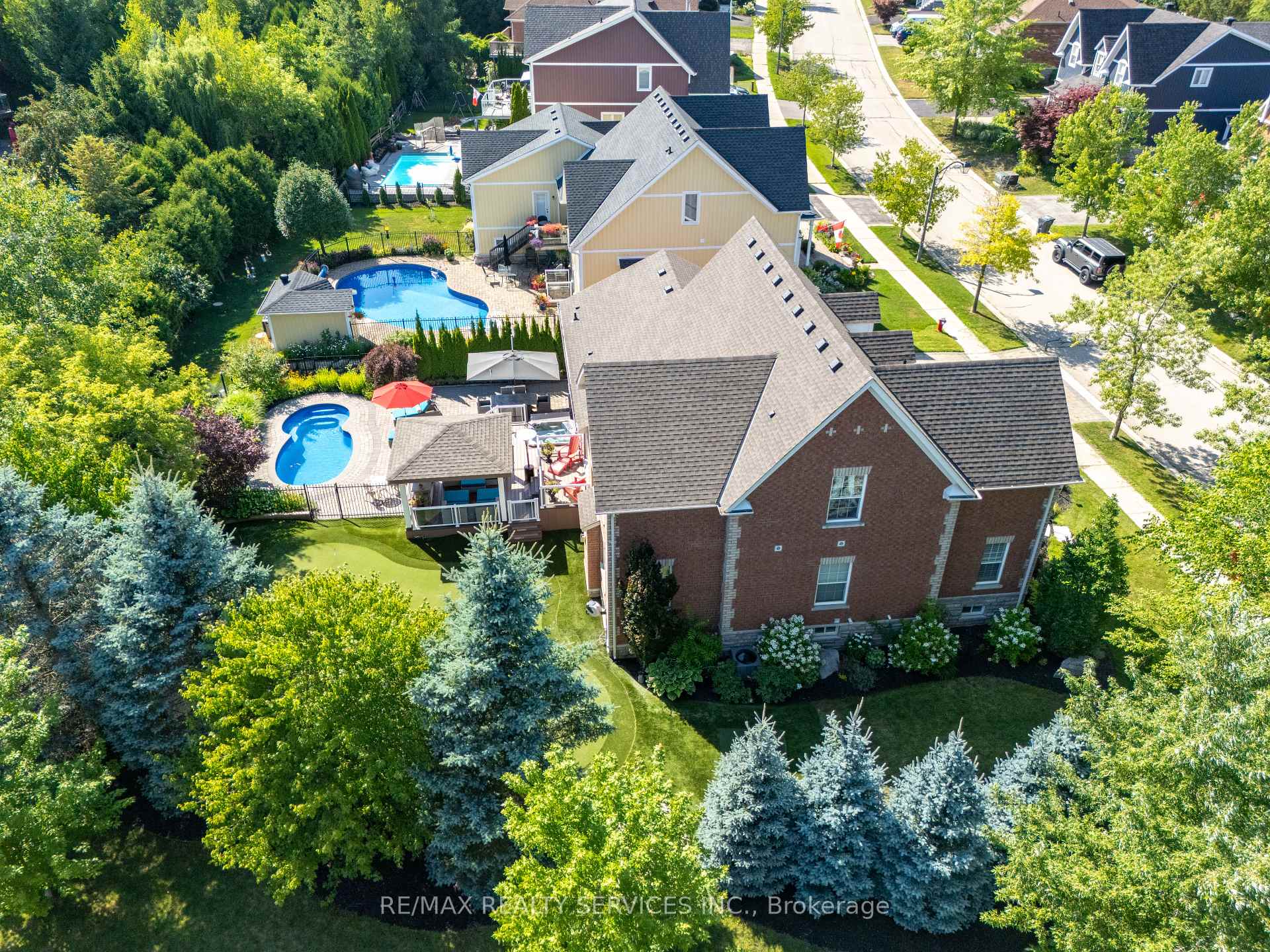 Photo 6 of 68 North Riverdale Drive, Caledon, Inglewood — HOMEH