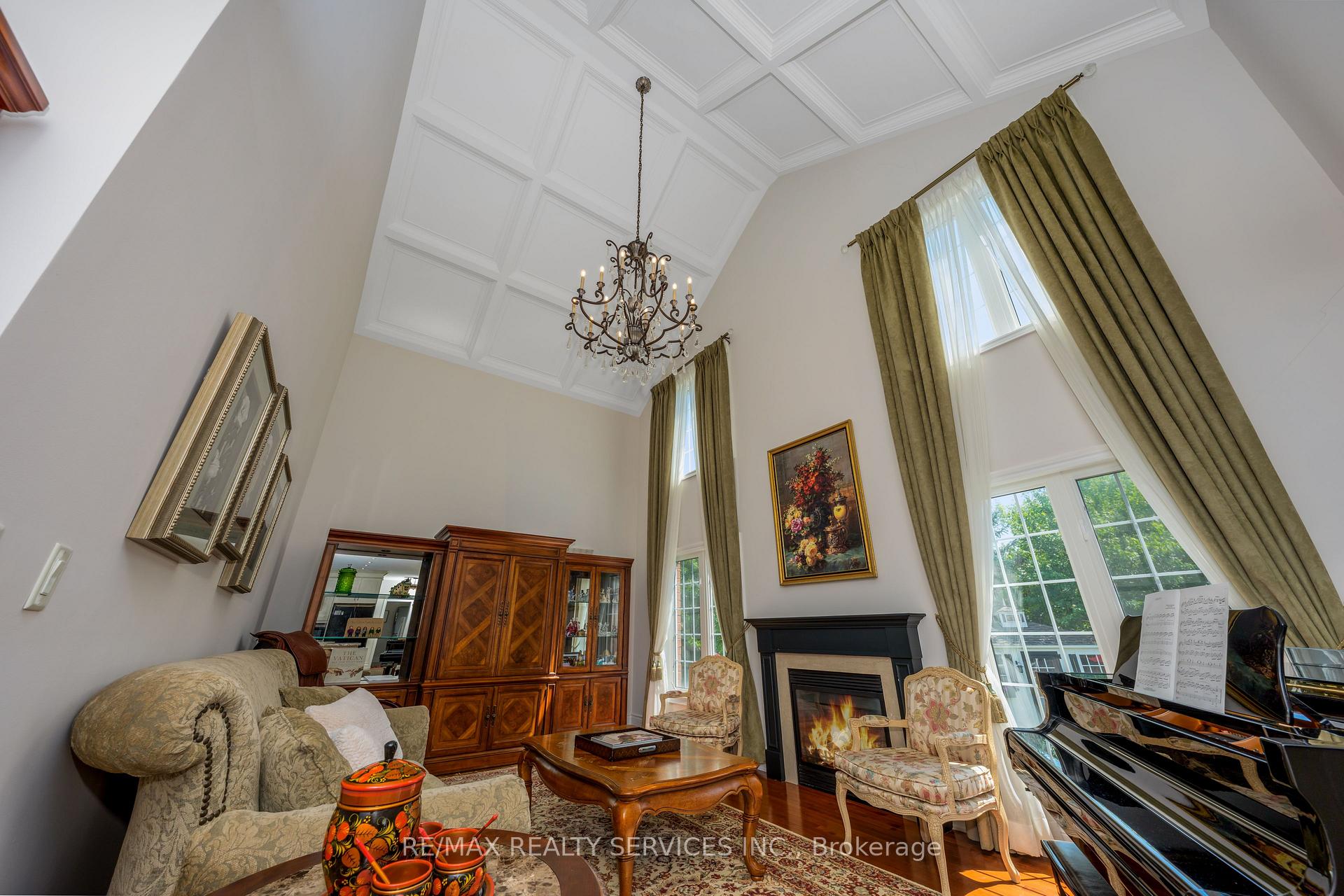 Photo 14 of 68 North Riverdale Drive, Caledon, Inglewood — HOMEH