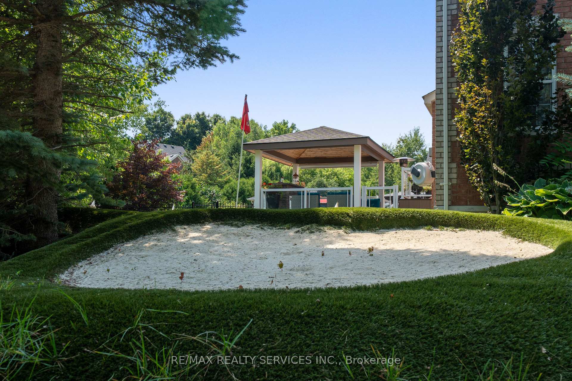 Photo 36 of 68 North Riverdale Drive, Caledon, Inglewood — HOMEH