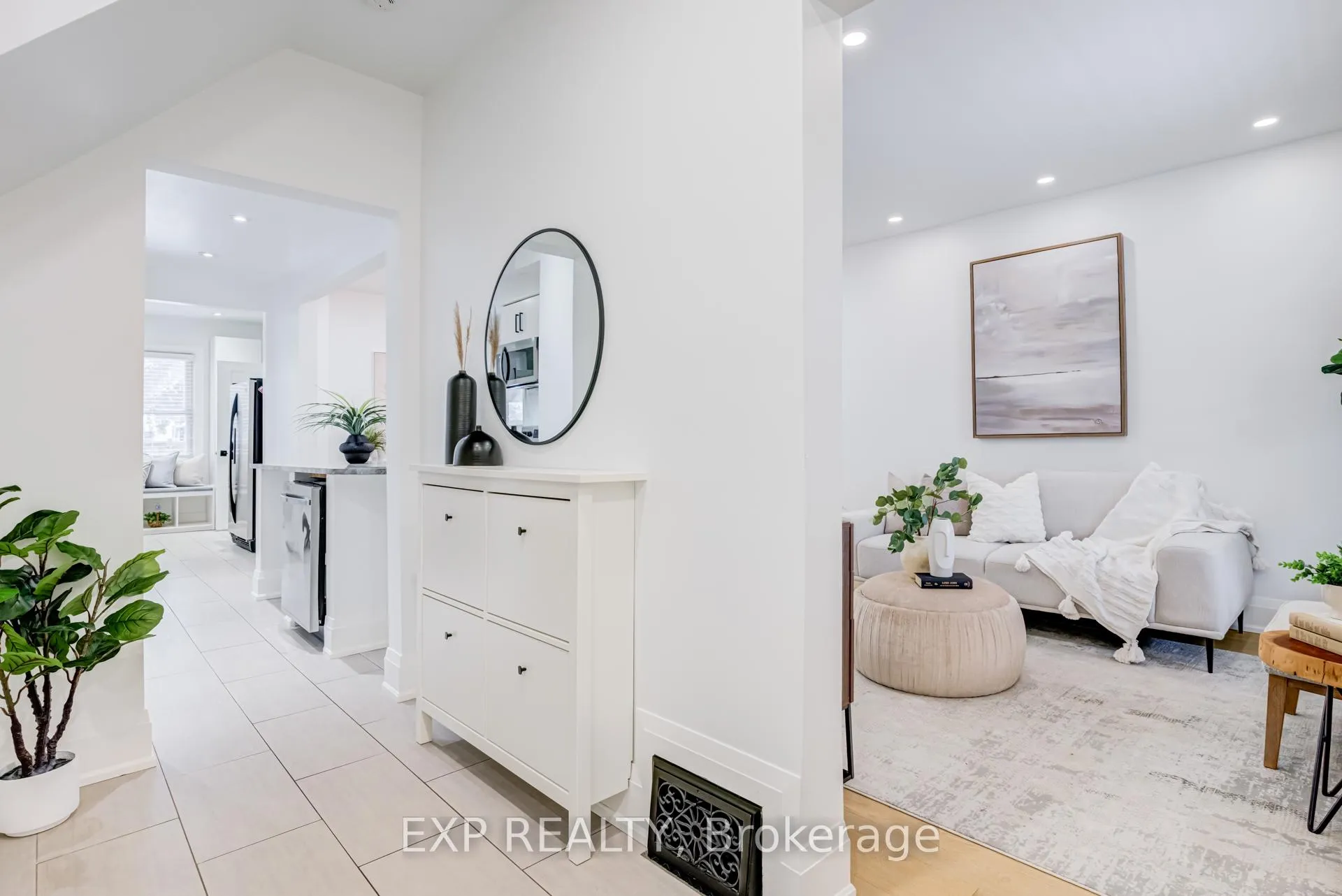Photo 6 of 18 East 23rd Street, Hamilton, Eastmount — HOMEH