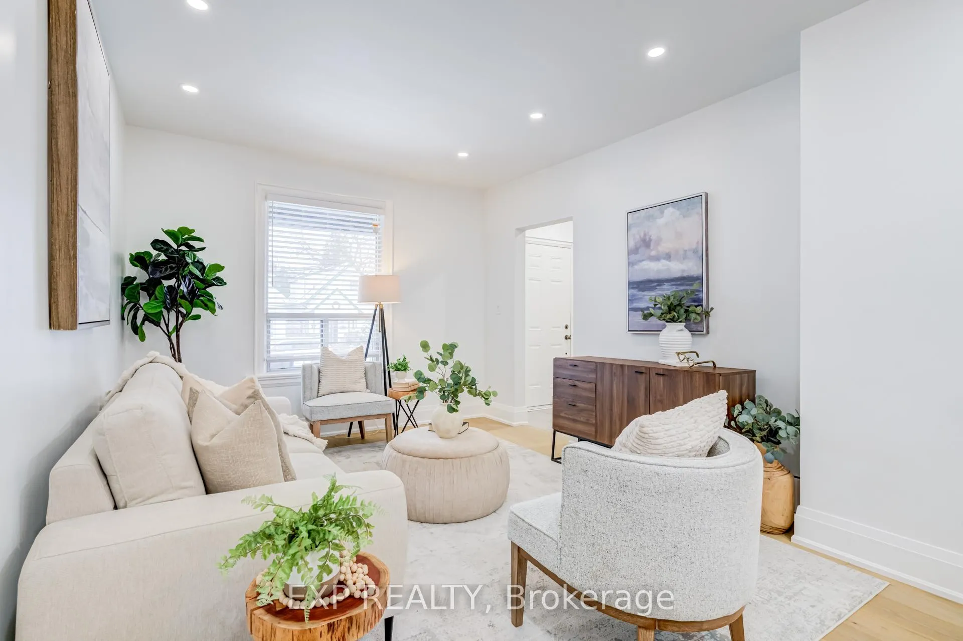 Photo 7 of 18 East 23rd Street, Hamilton, Eastmount — HOMEH