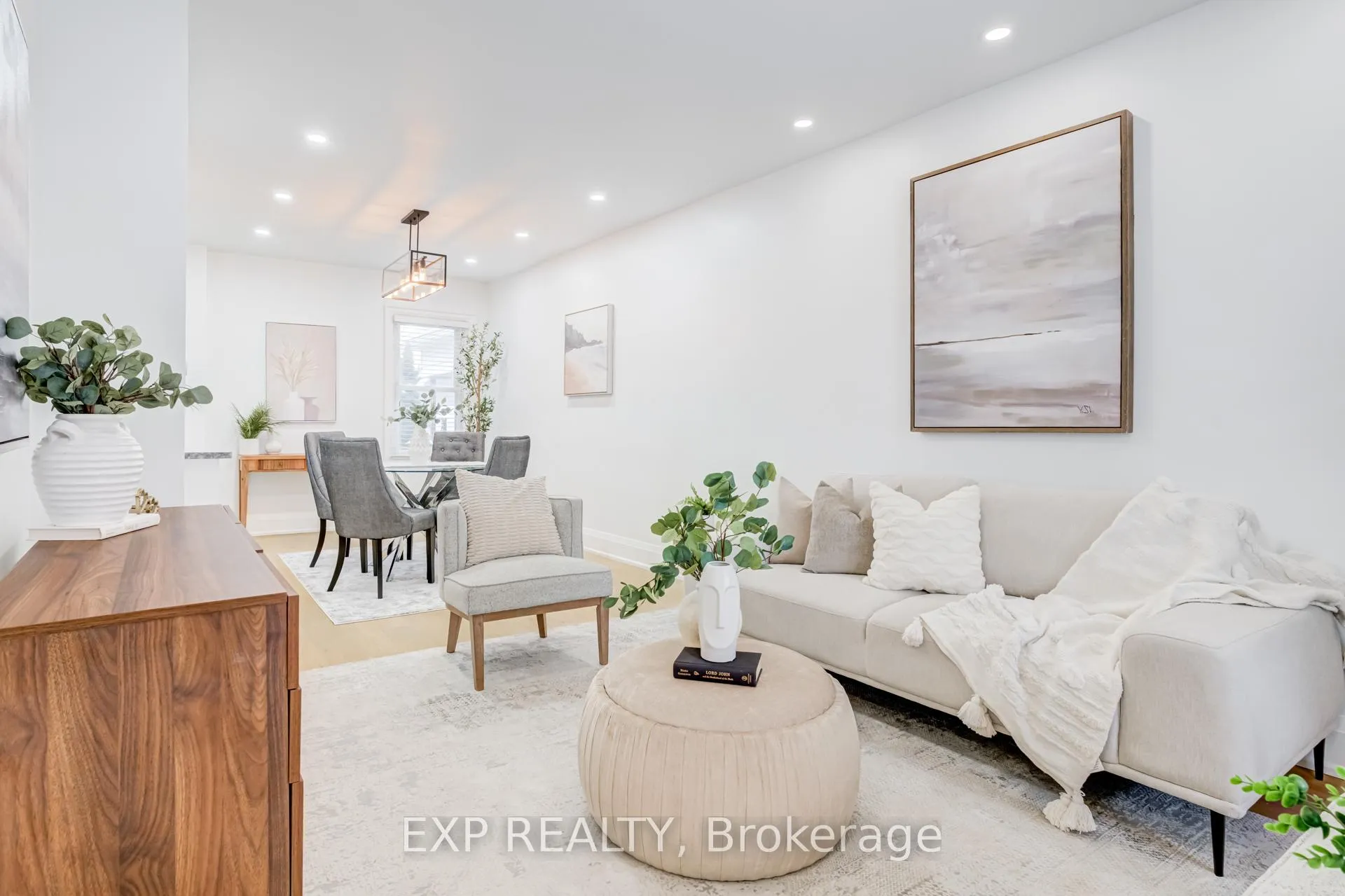 Photo 8 of 18 East 23rd Street, Hamilton, Eastmount — HOMEH